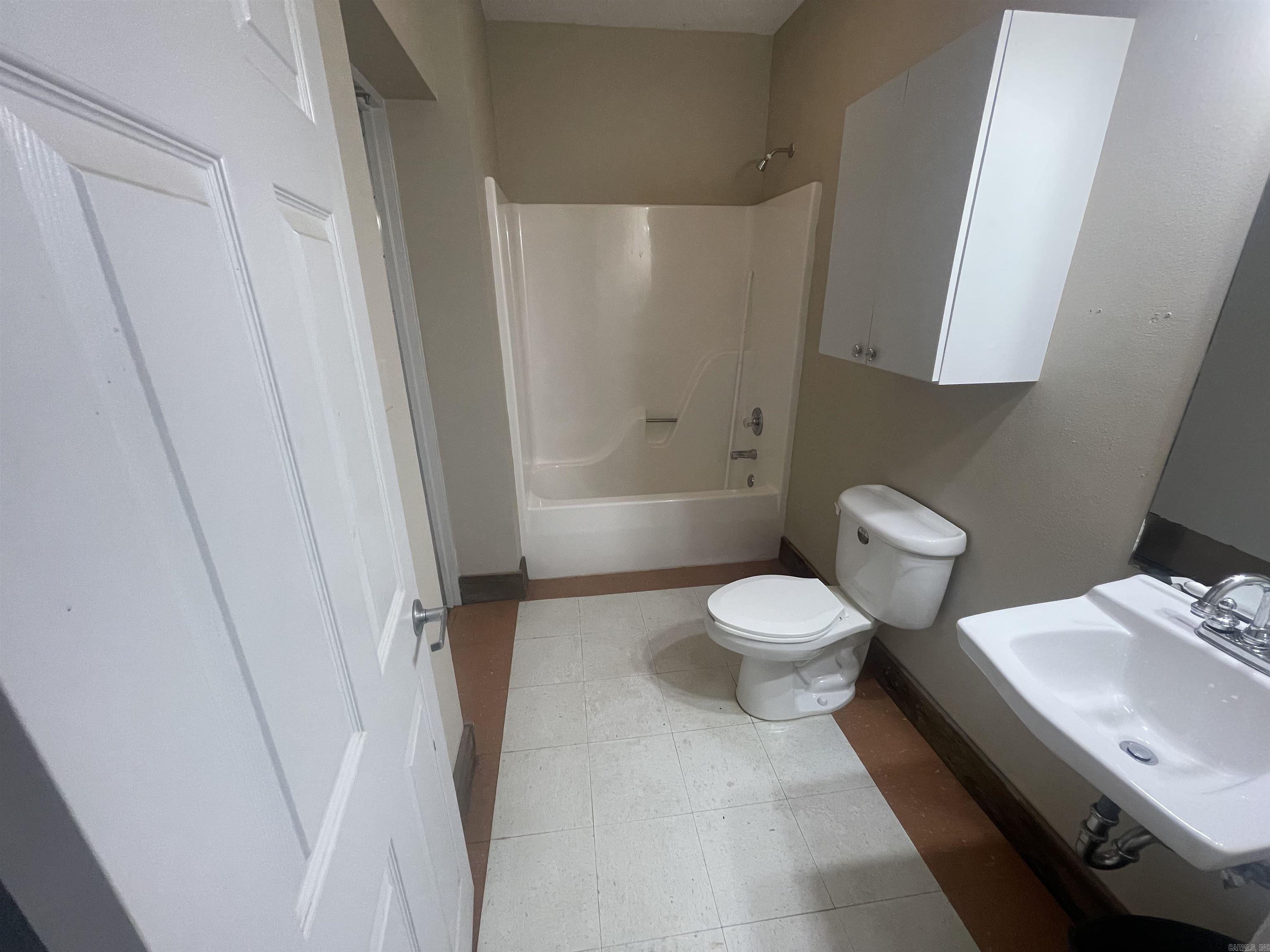 221 E German  Conway, AR