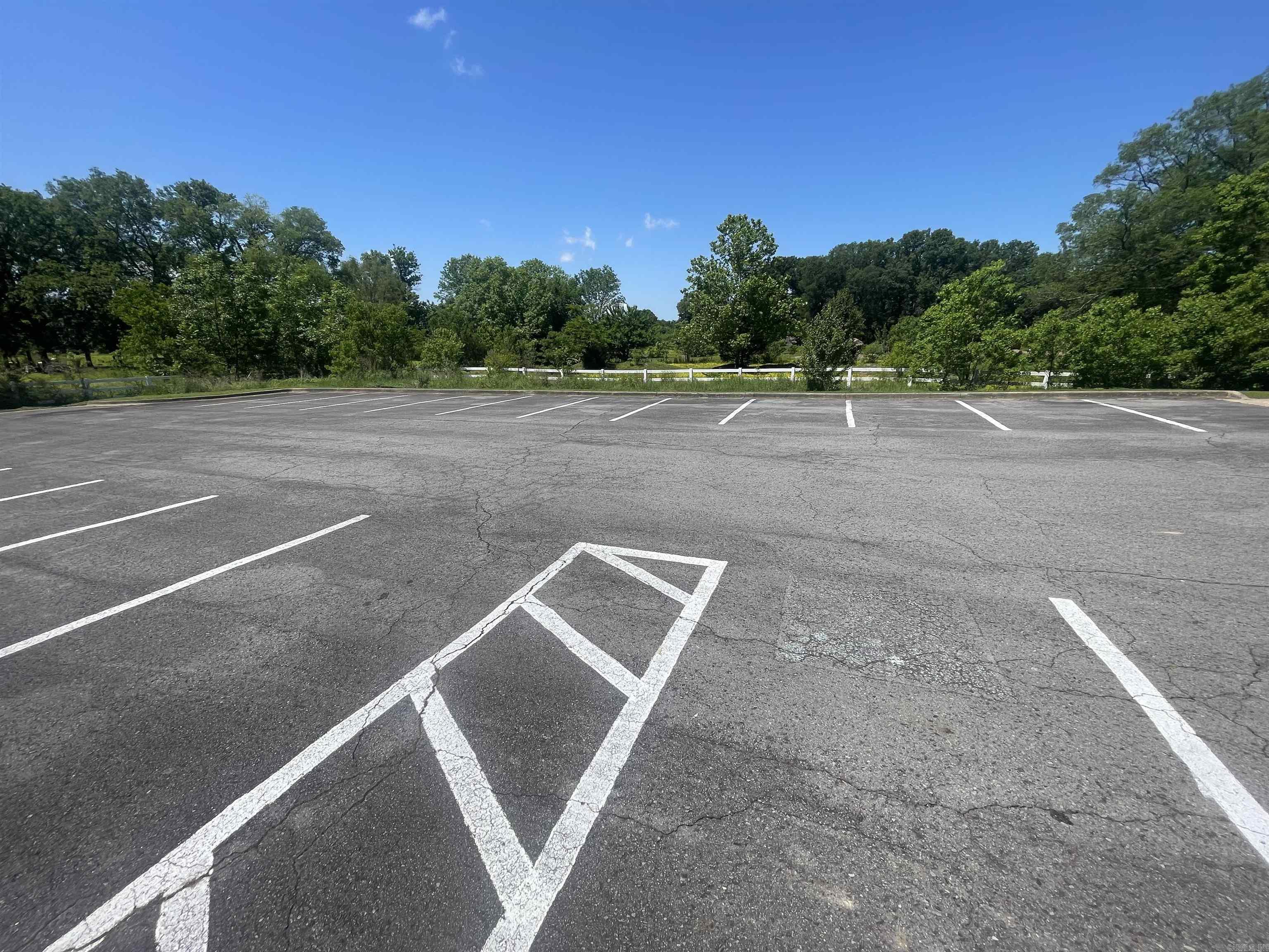 221 E German  Conway, AR