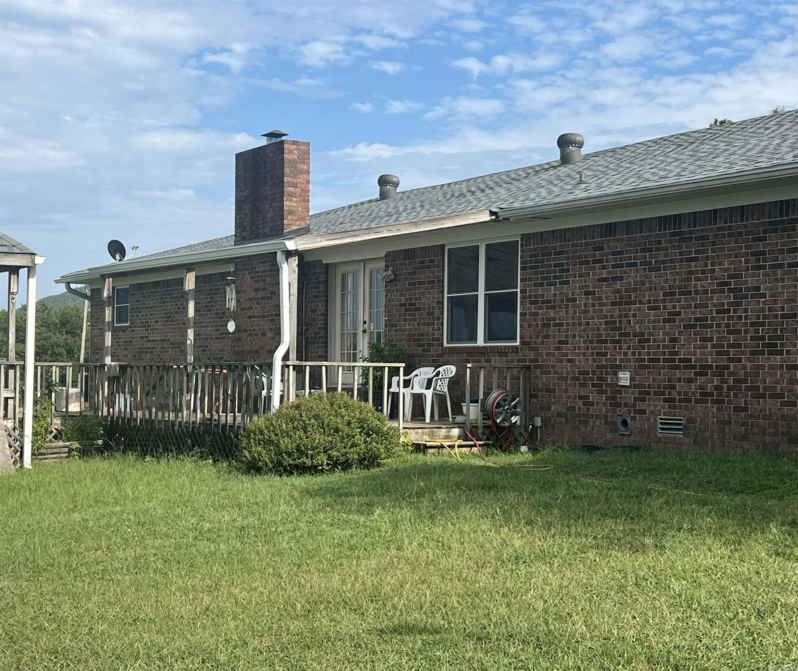 1694 Amity rd  Hot Springs, AR