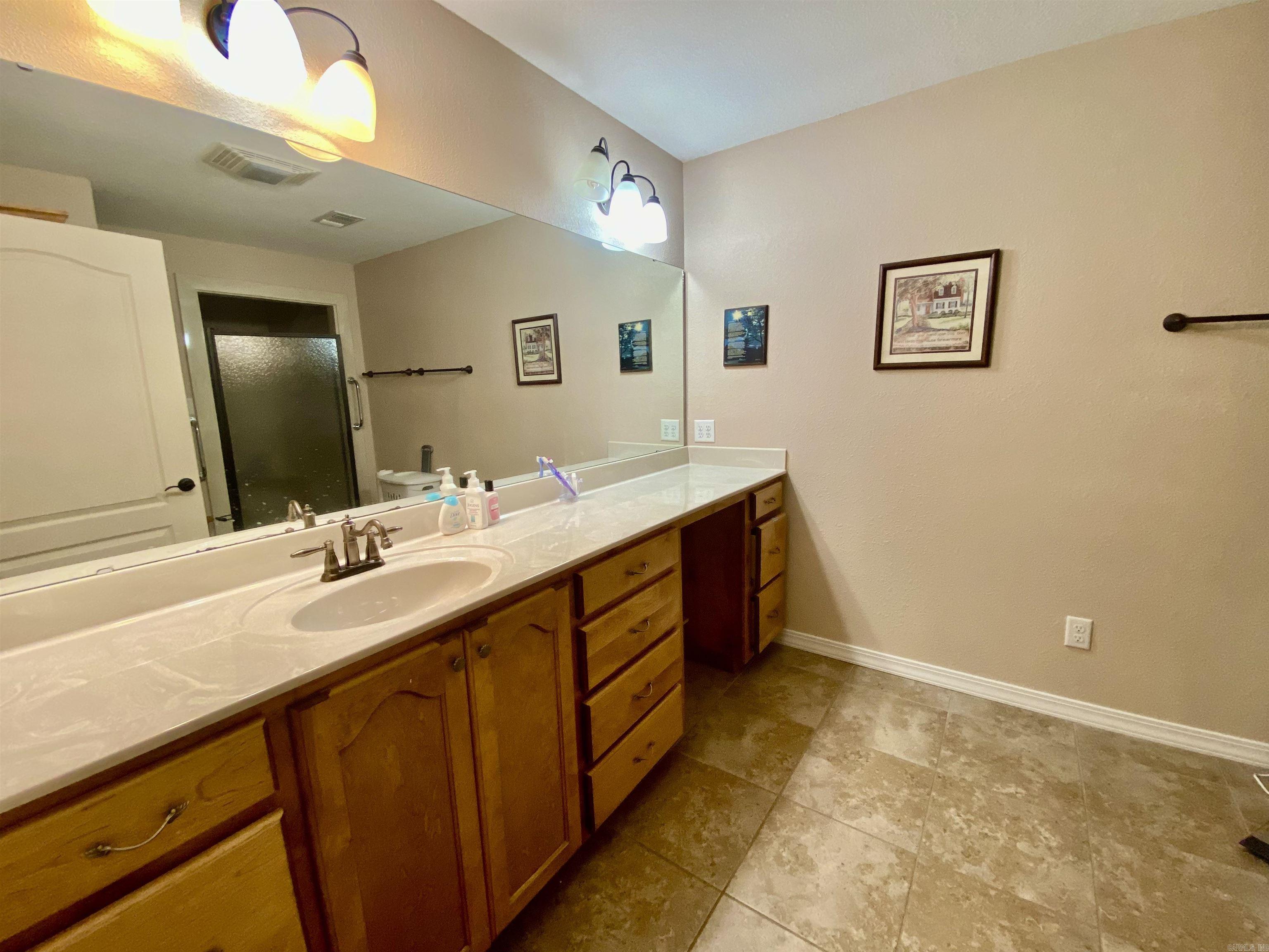 500 E Ingram Street  Camden, AR