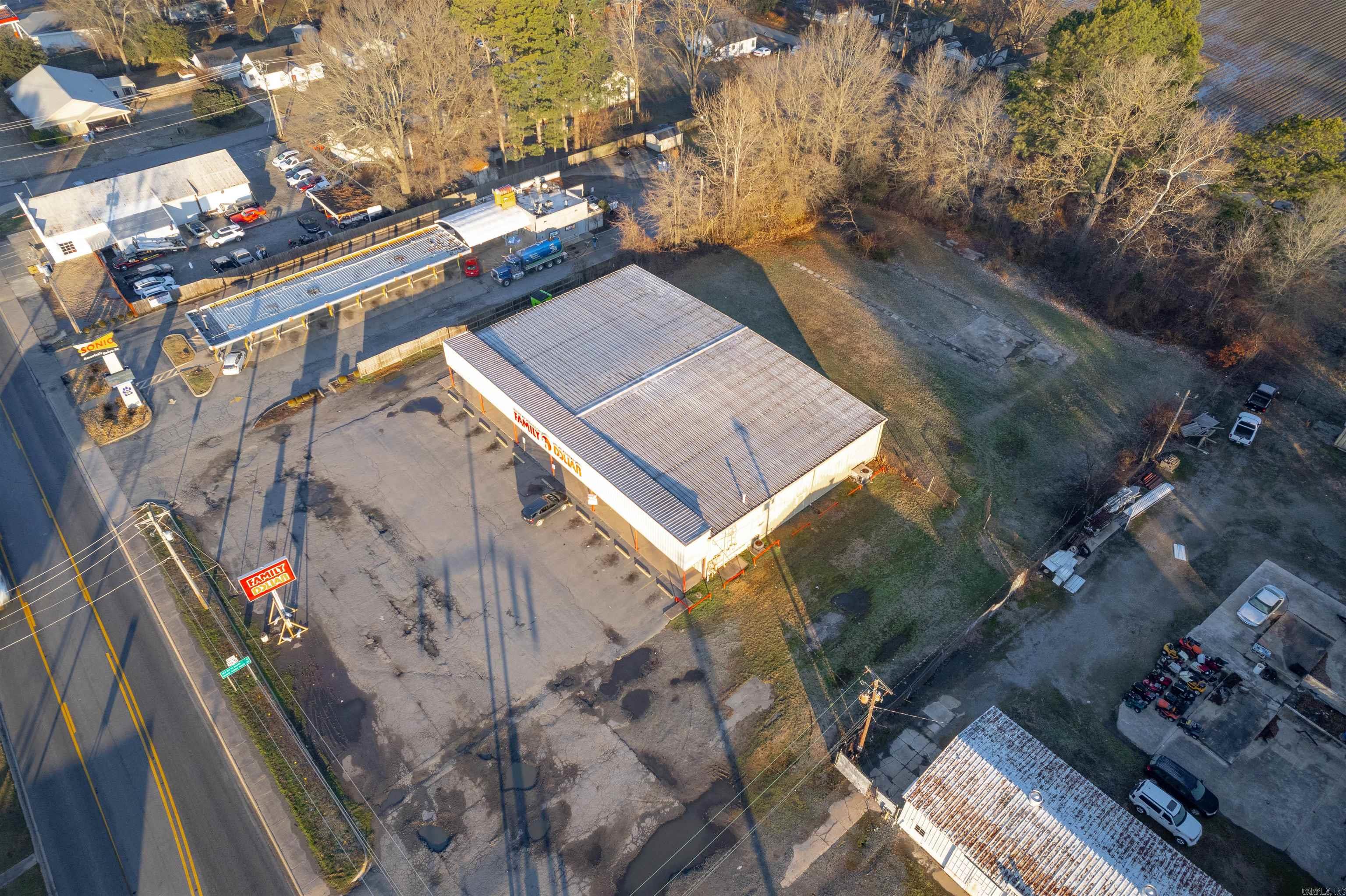 1005 E Fordyce  England, AR