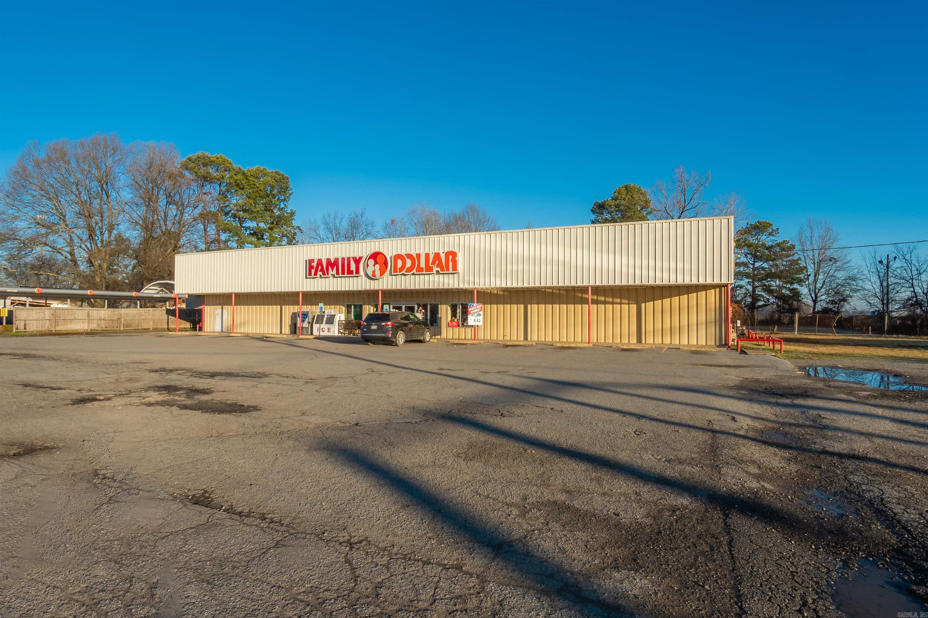 1005 E Fordyce  England, AR