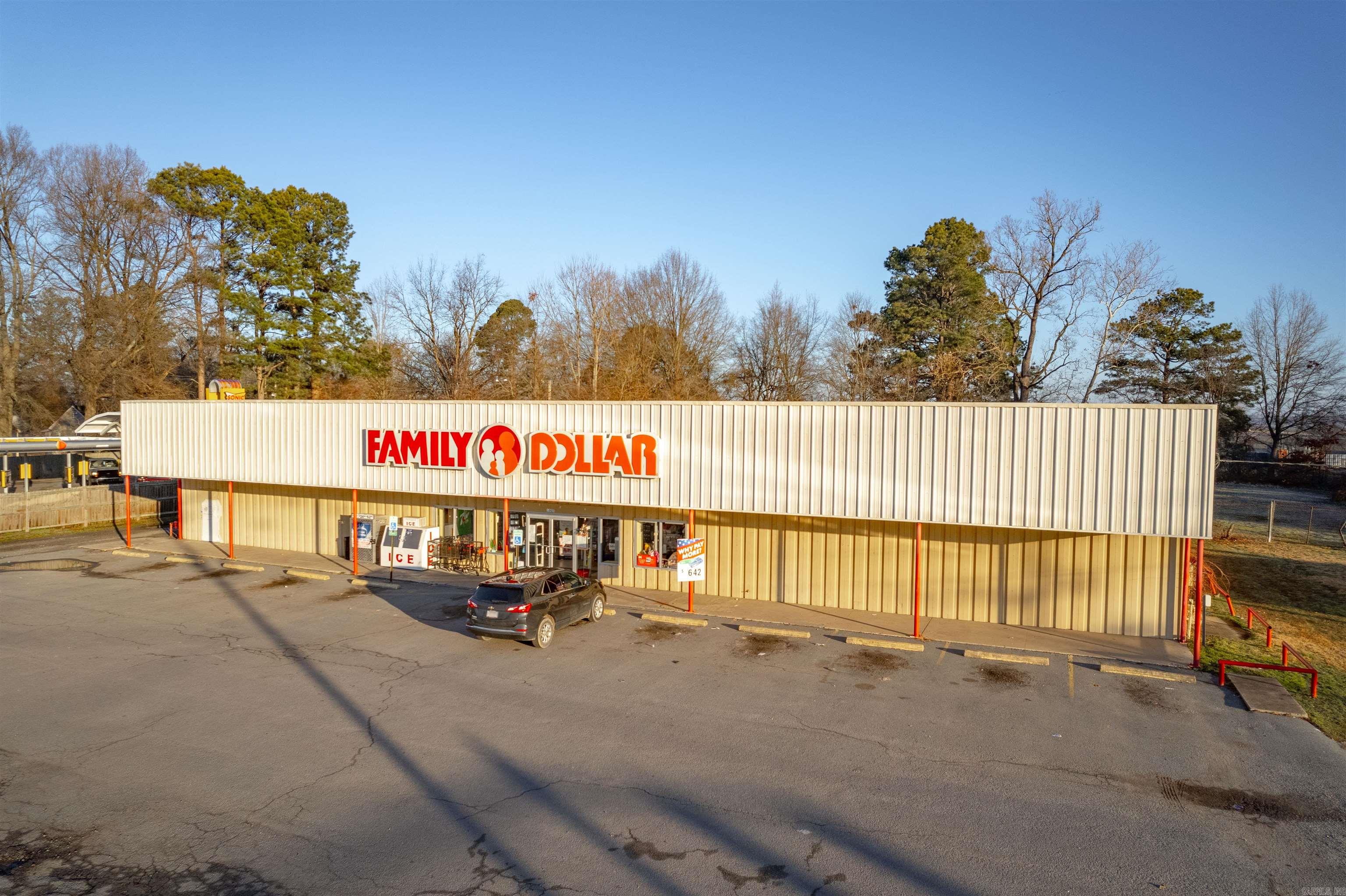 1005 E Fordyce  England, AR