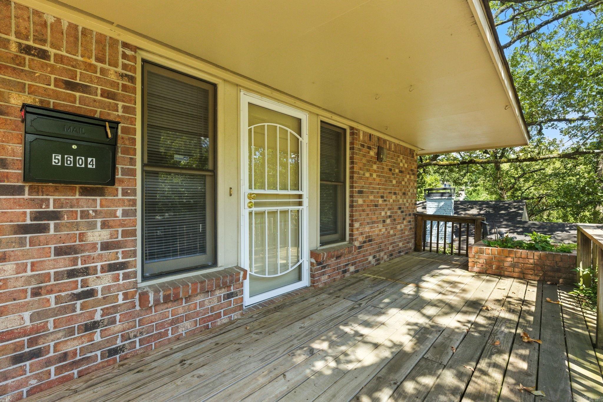 5604 I Street Little Rock, AR 72205