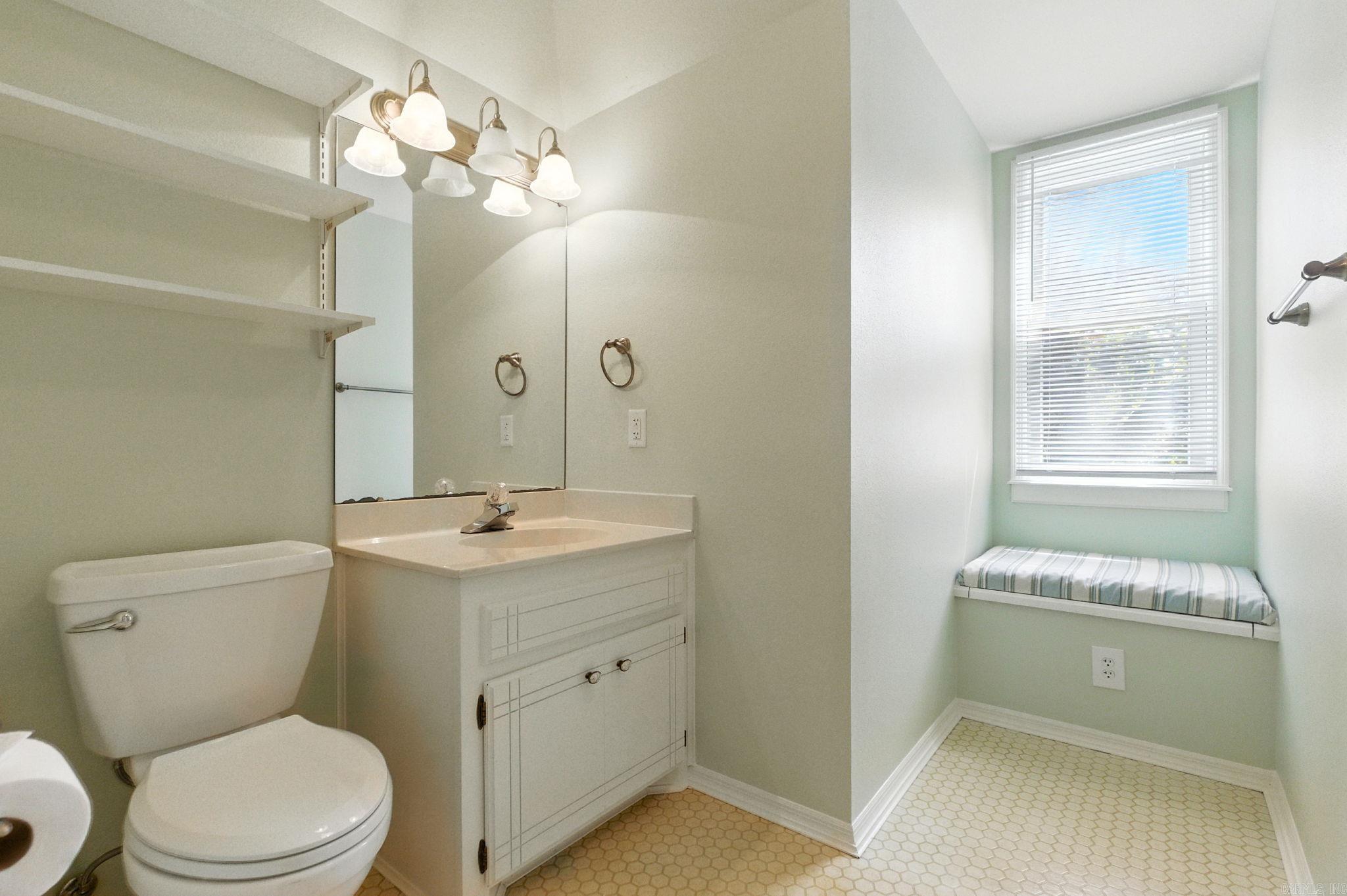 5604 I Street Little Rock, AR 72205