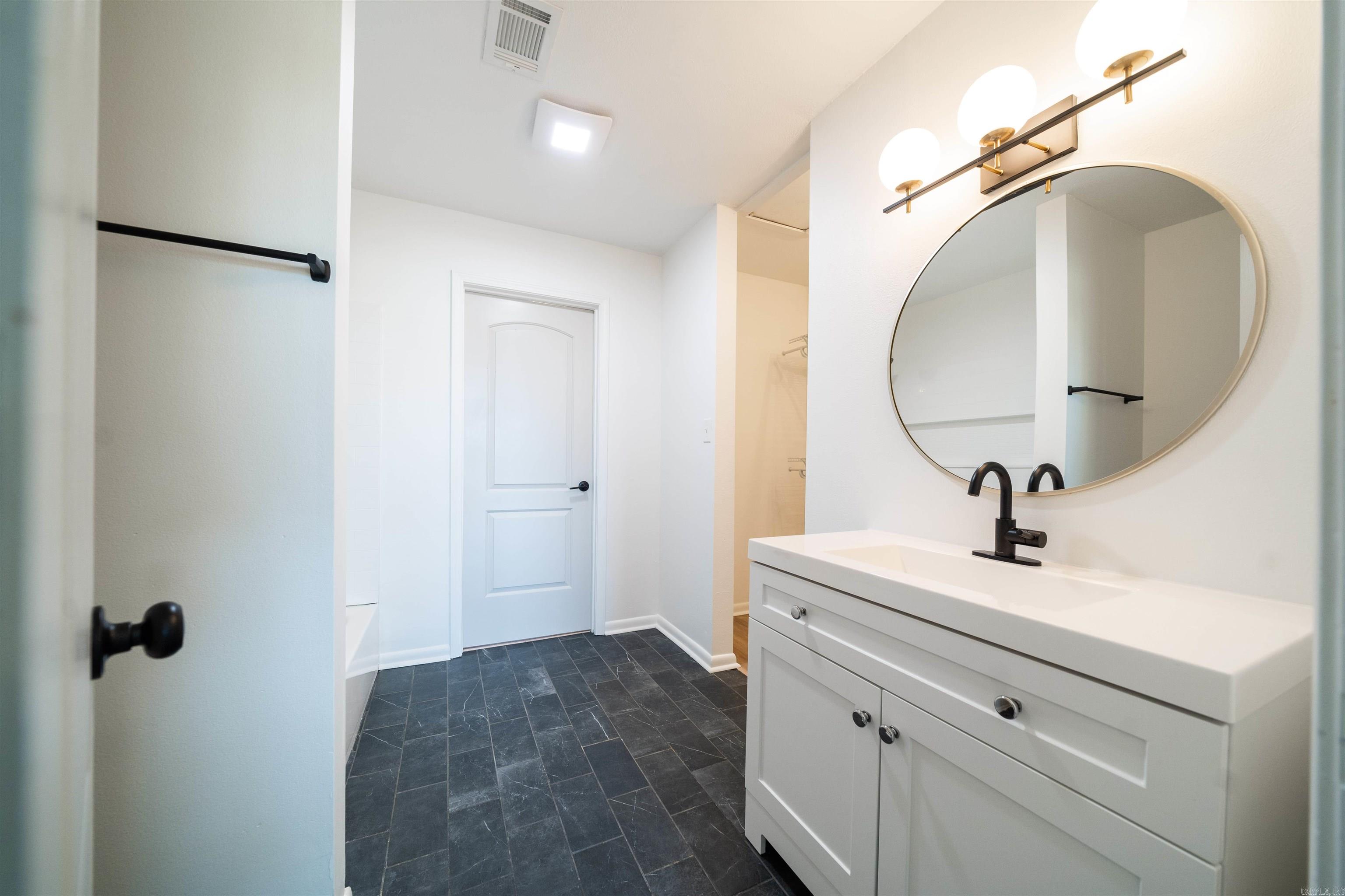 1630 S Donaghey  Conway, AR