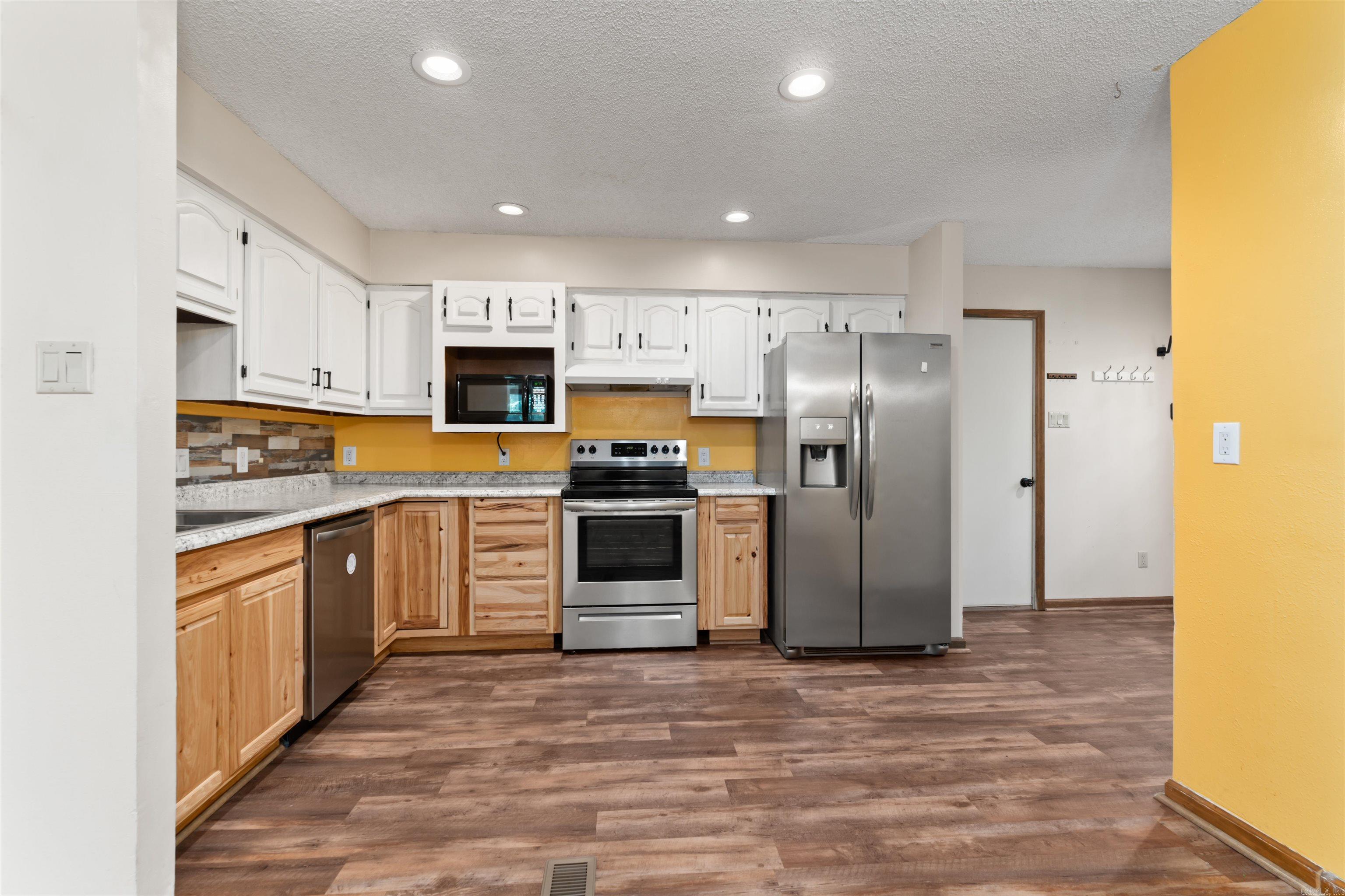 15 Del Camino Lane Hot Springs Village, AR 71909