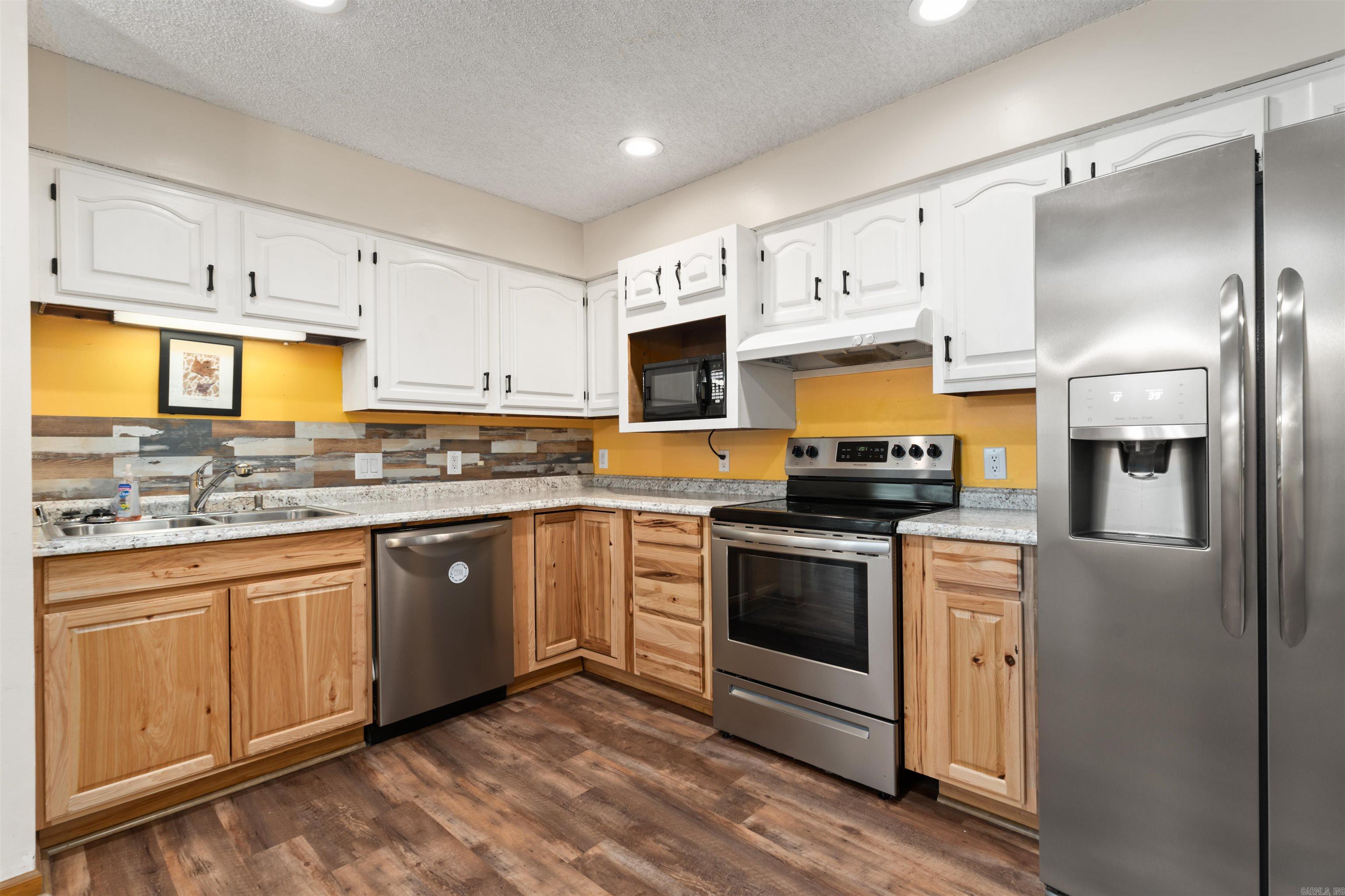 15 Del Camino Lane Hot Springs Village, AR 71909