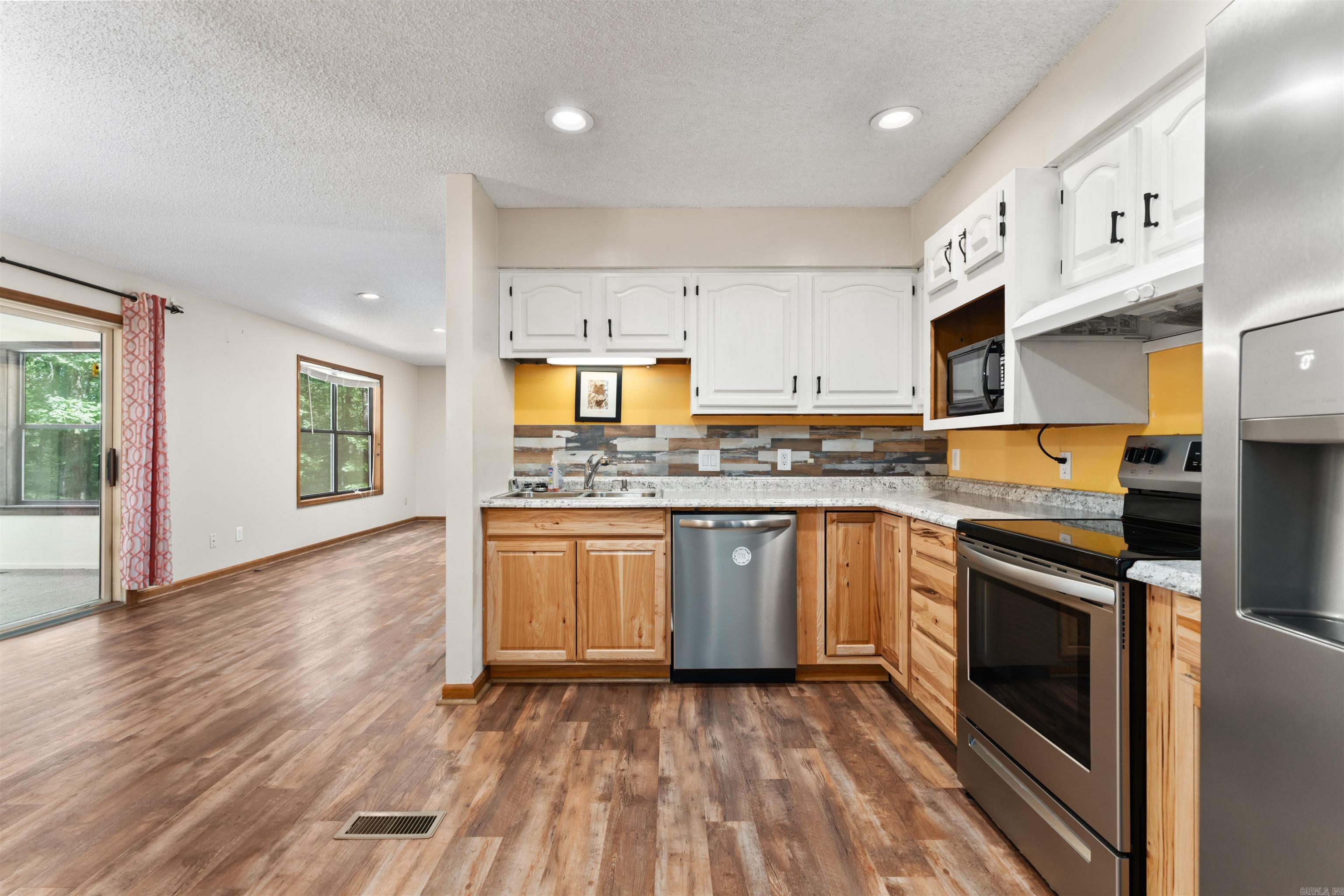 15 Del Camino Lane Hot Springs Village, AR 71909