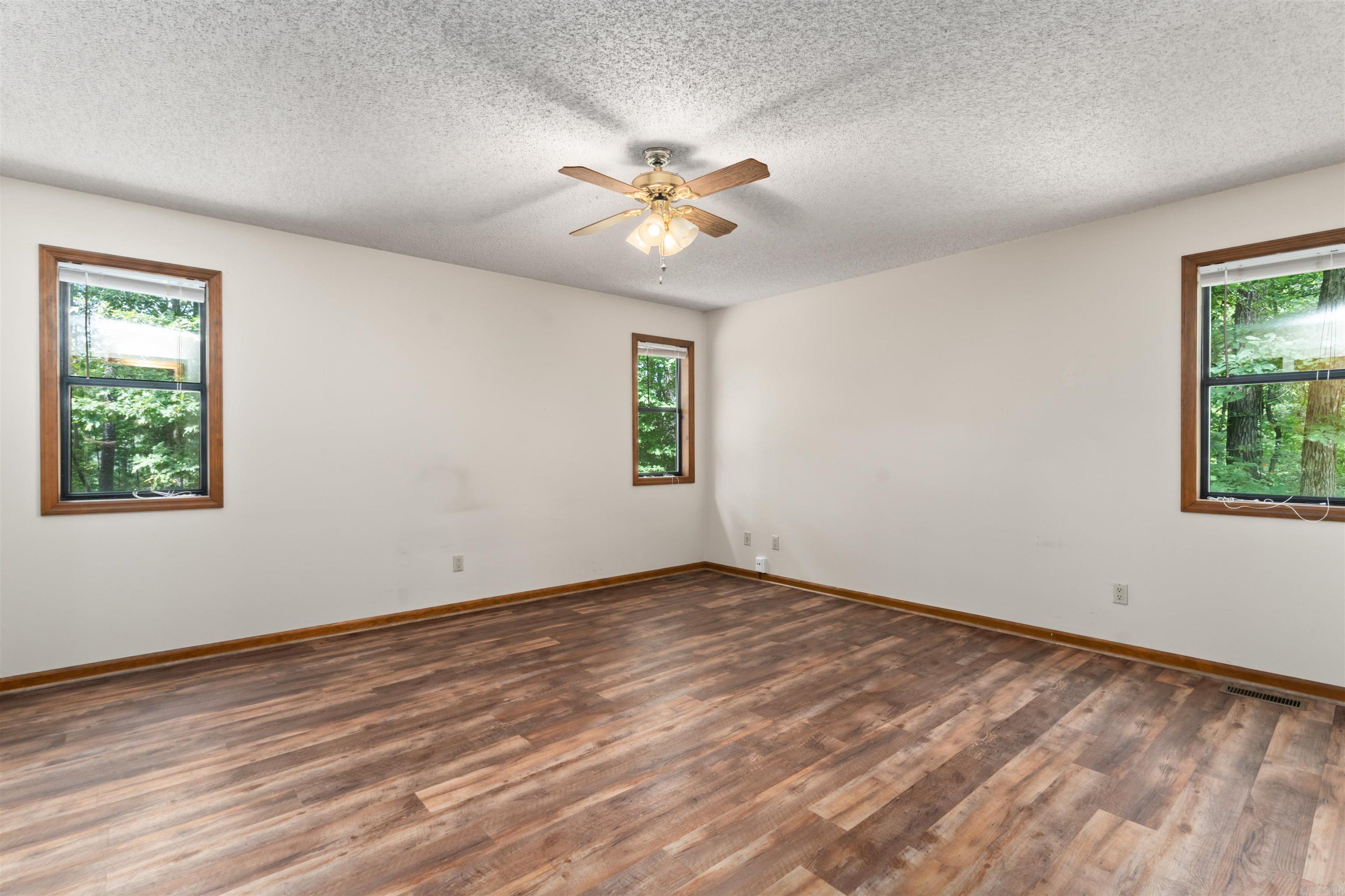 15 Del Camino Lane Hot Springs Village, AR 71909