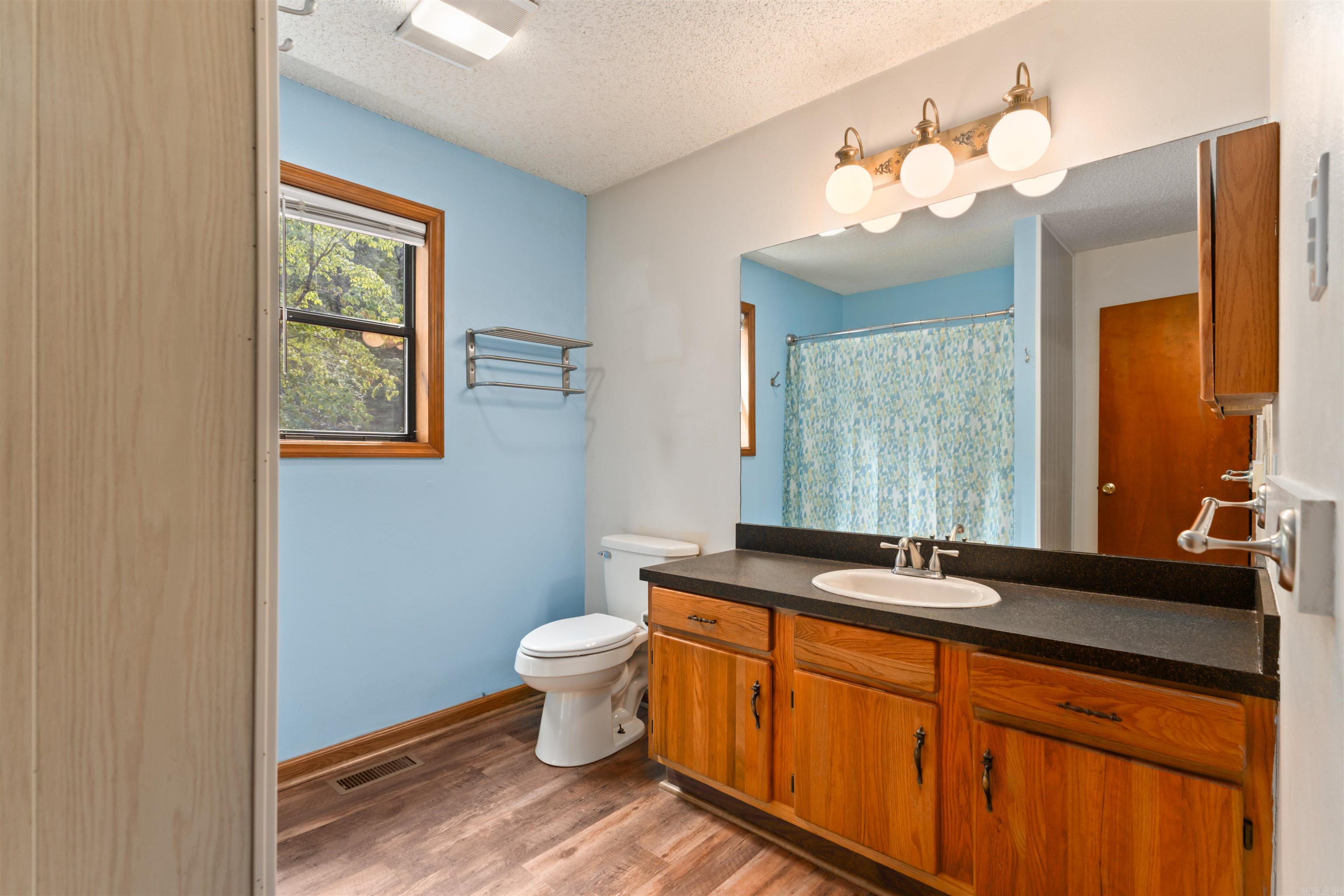 15 Del Camino Lane Hot Springs Village, AR 71909