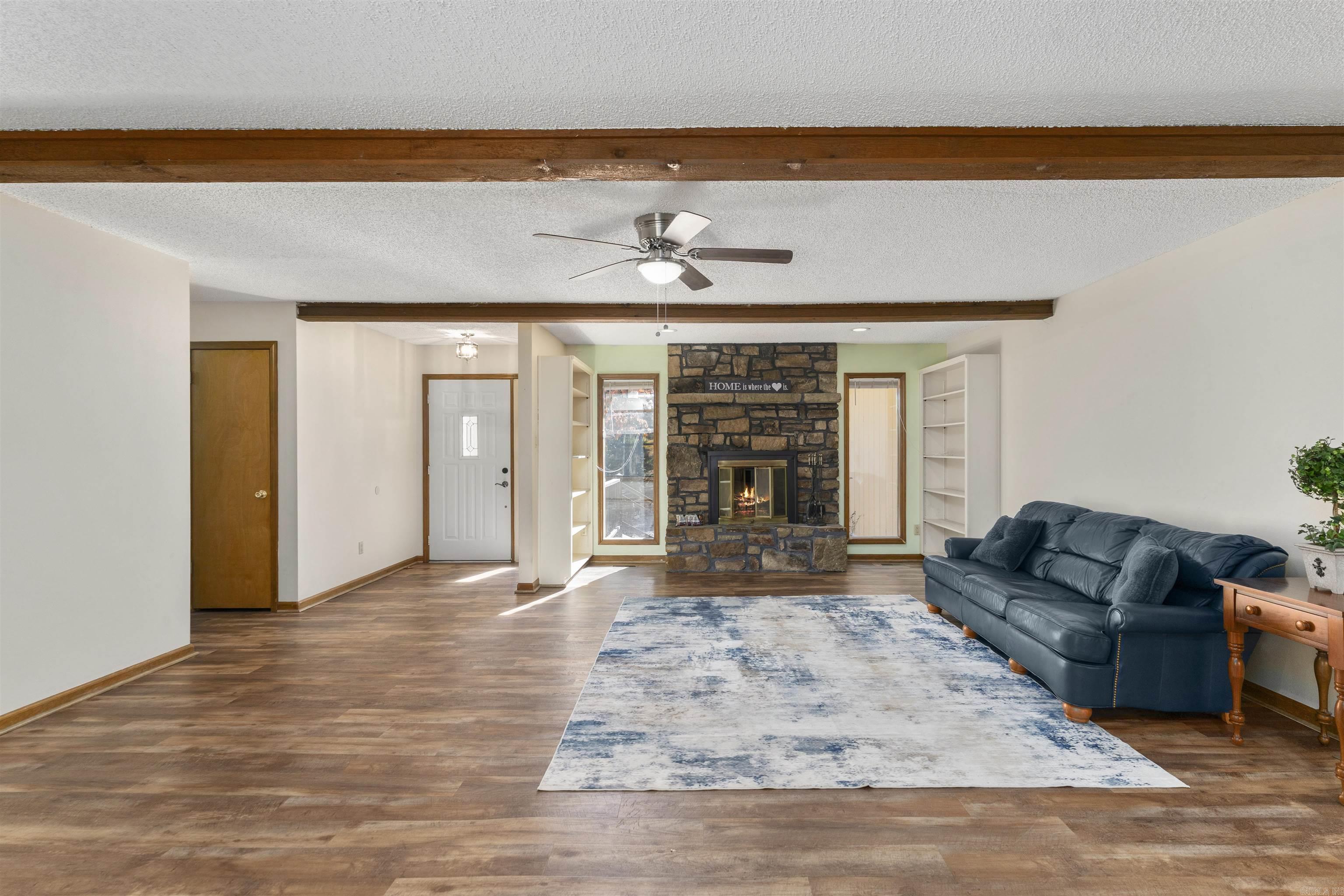 15 Del Camino Lane Hot Springs Village, AR 71909