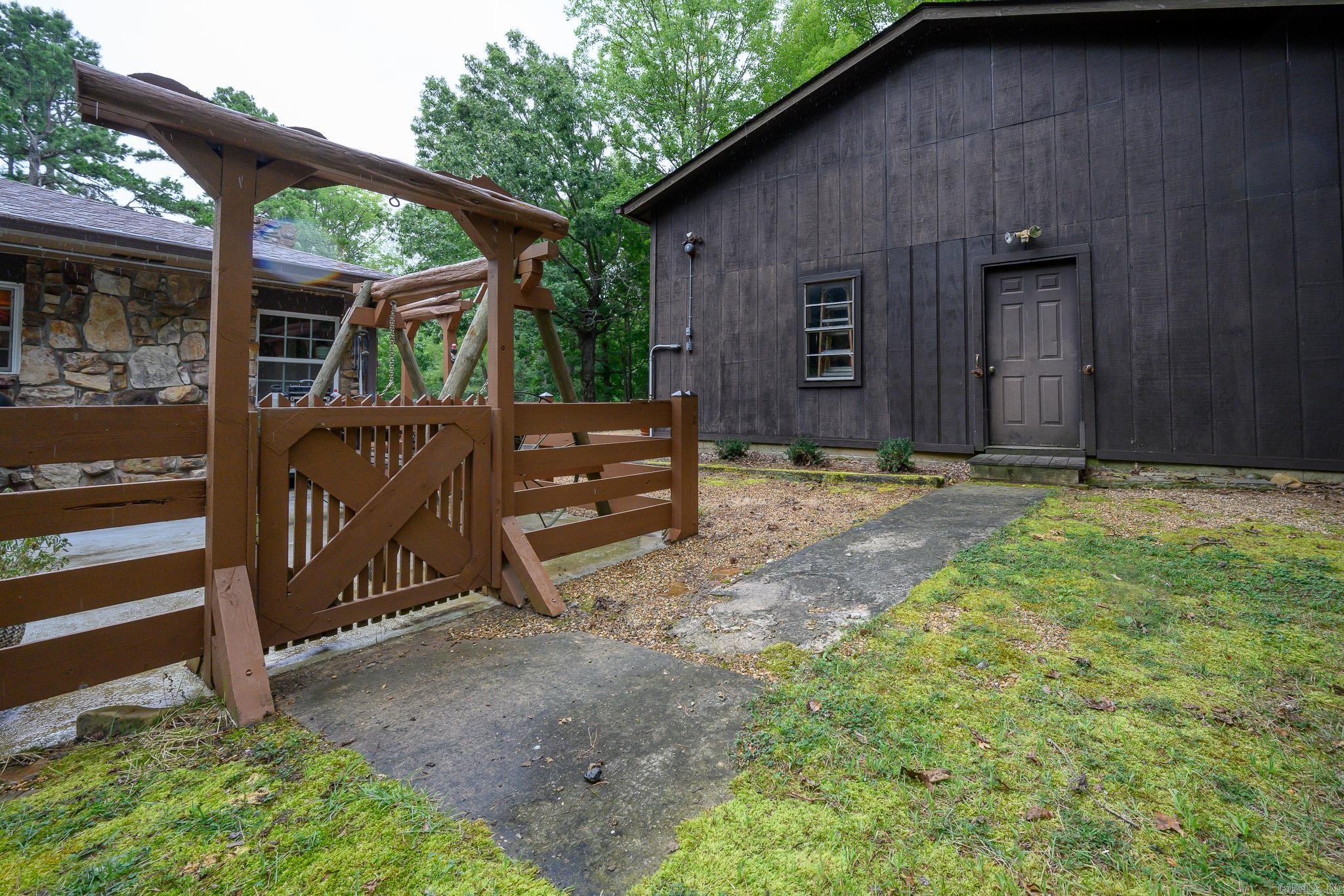 1879 Highway 270 Mena, AR 71953