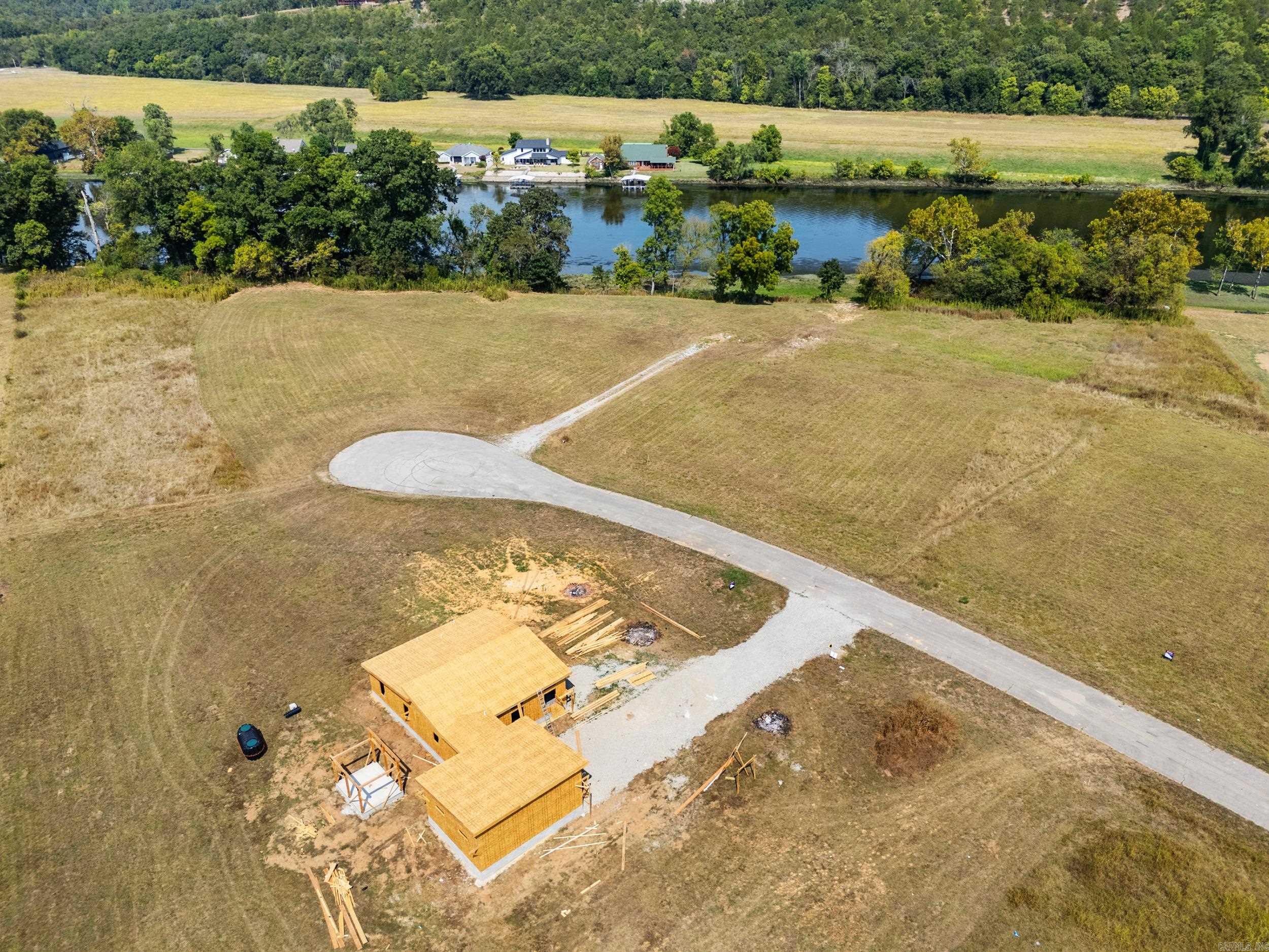 336 Dry Fly  Flippin, AR