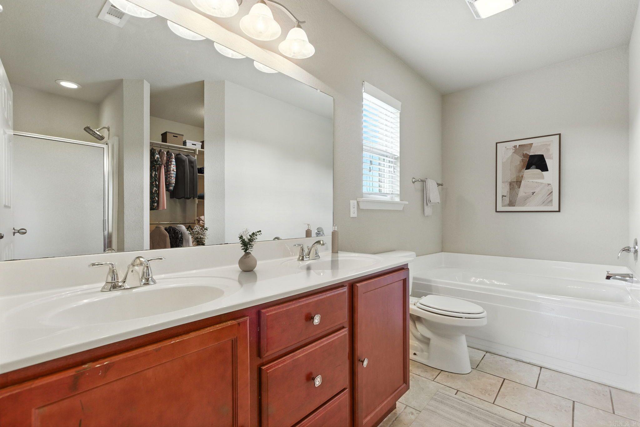 5625 Pin Oak Ln Sherwood, AR 72117