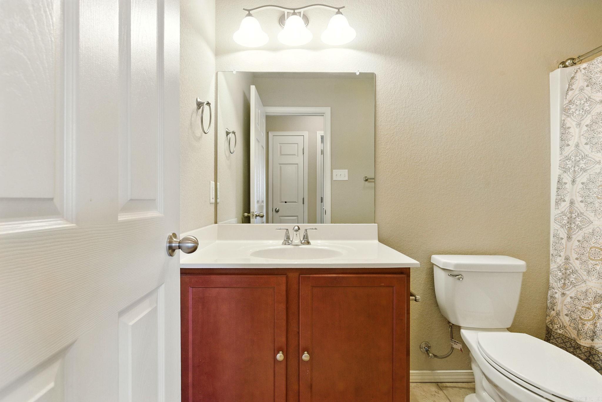 5625 Pin Oak Ln Sherwood, AR 72117