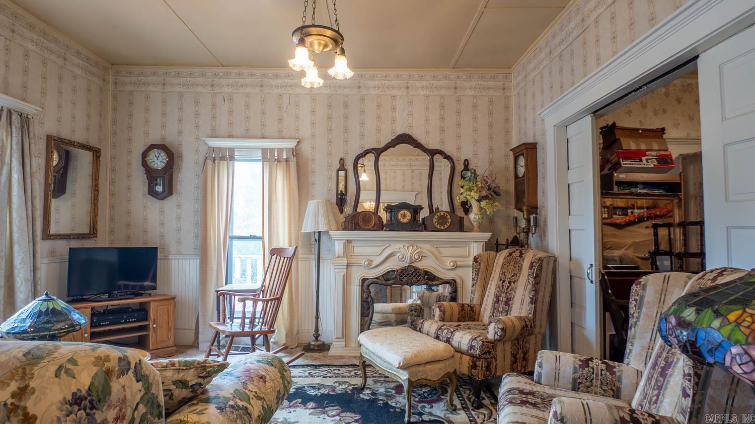 202 W 3rd Street  Hardy, AR