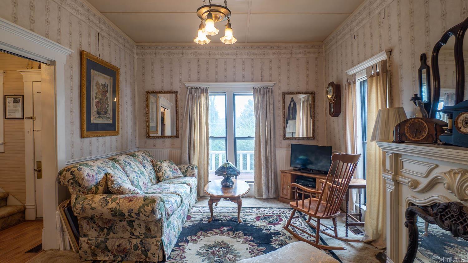 202 W 3rd Street  Hardy, AR