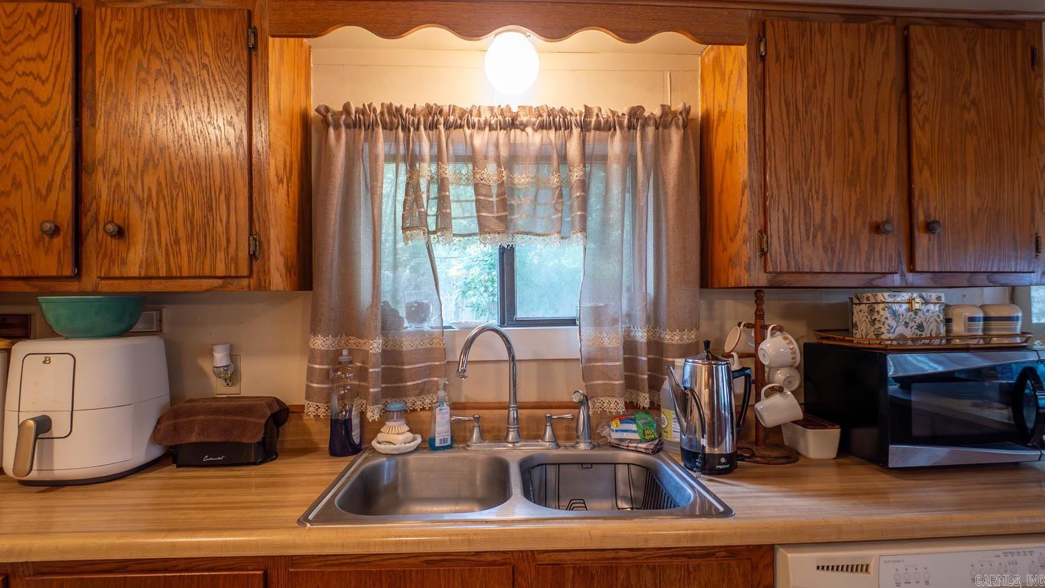 202 W 3rd Street  Hardy, AR