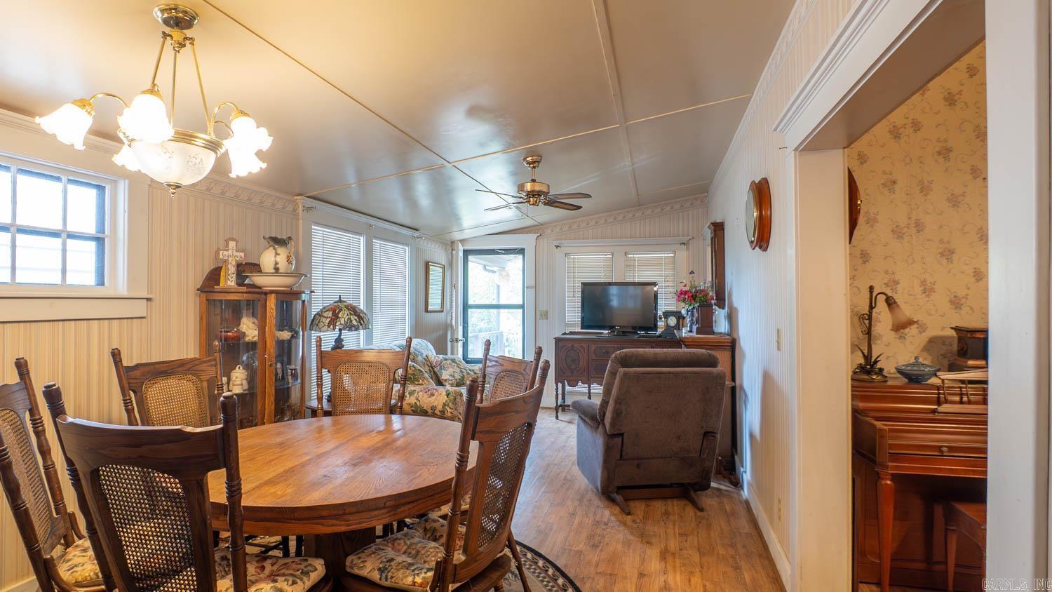 202 W 3rd Street  Hardy, AR