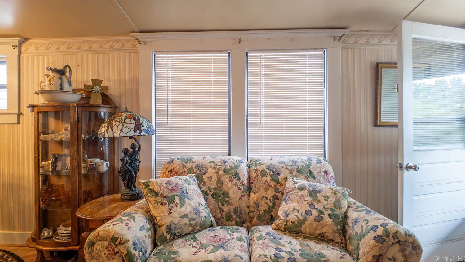 202 W 3rd Street  Hardy, AR