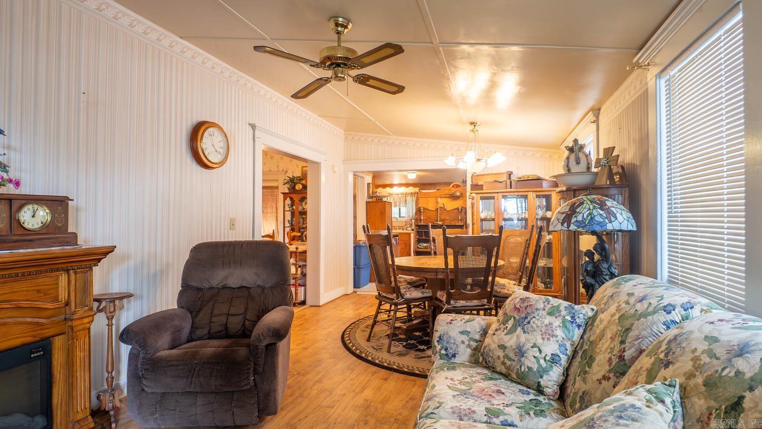 202 W 3rd Street  Hardy, AR