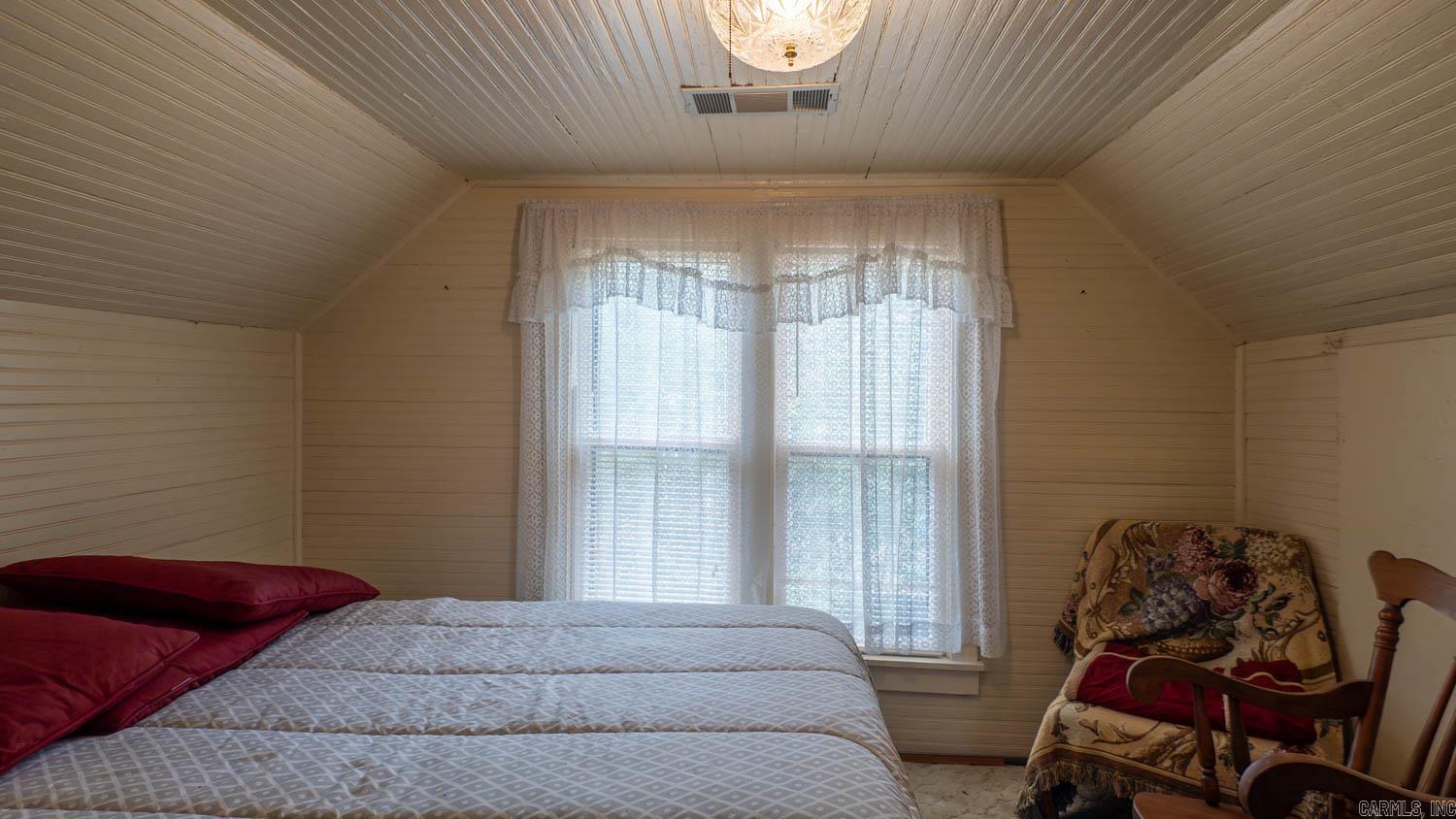 202 W 3rd Street  Hardy, AR