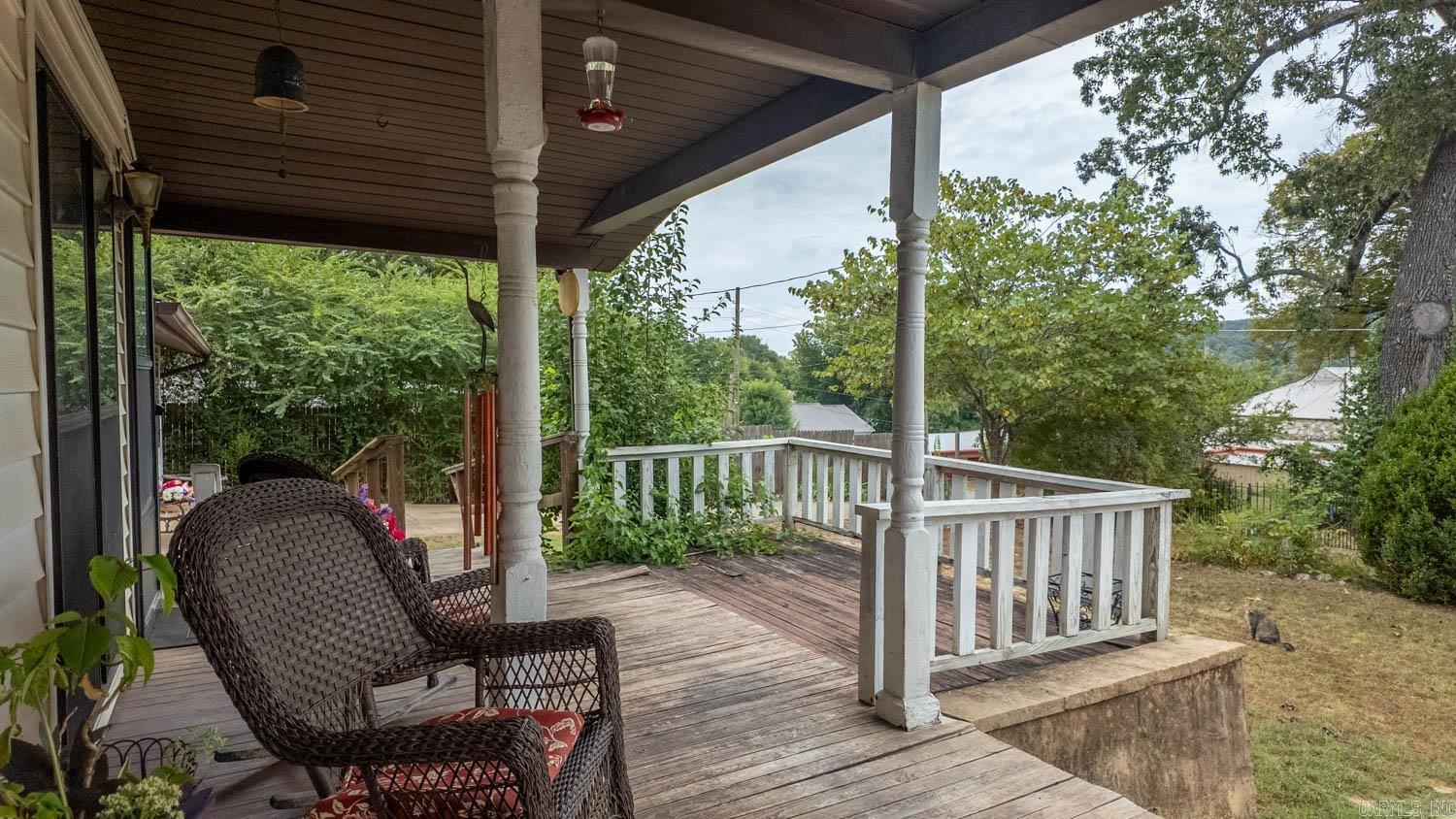 202 W 3rd Street  Hardy, AR