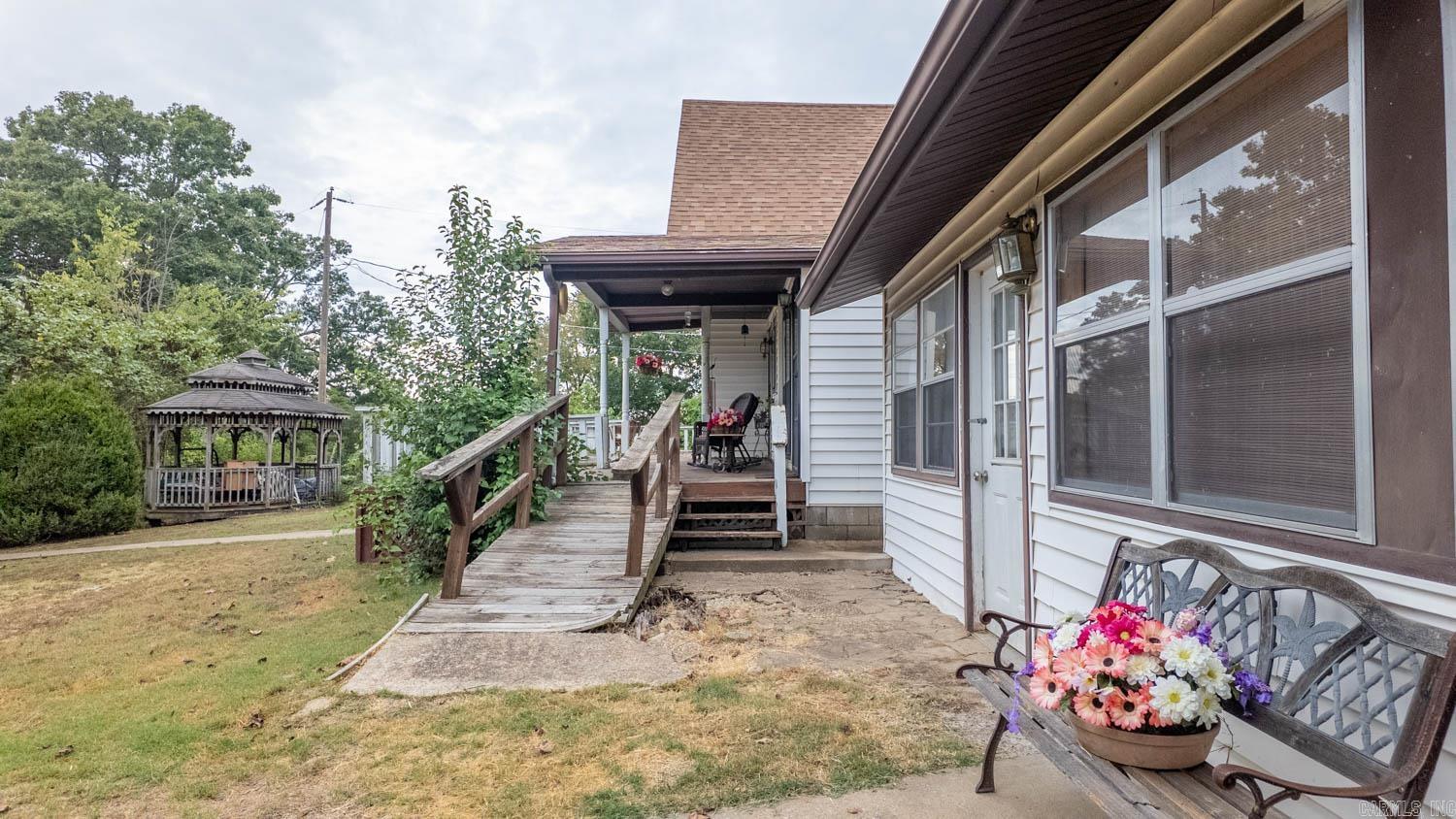 202 W 3rd Street  Hardy, AR