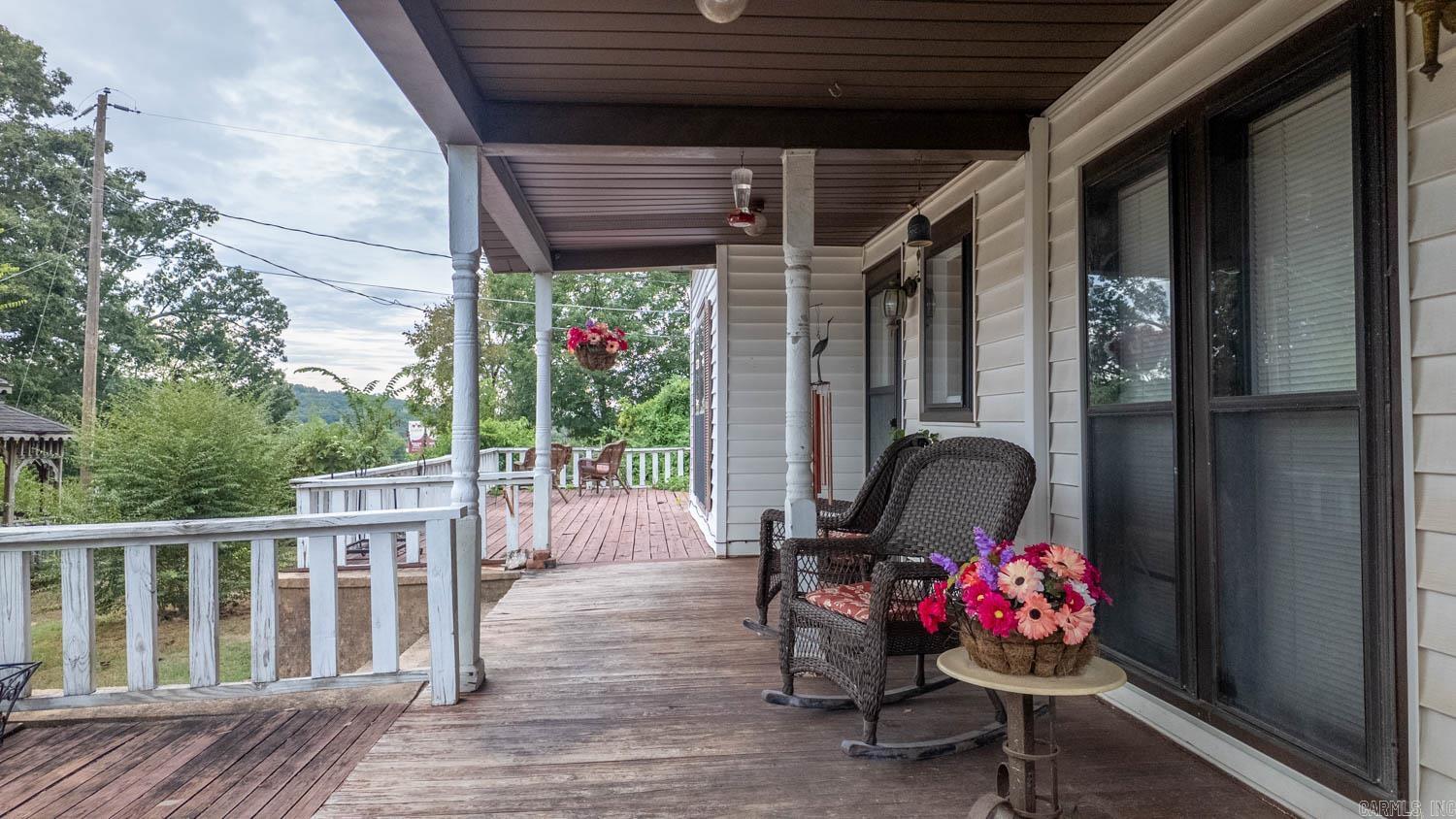 202 W 3rd Street  Hardy, AR