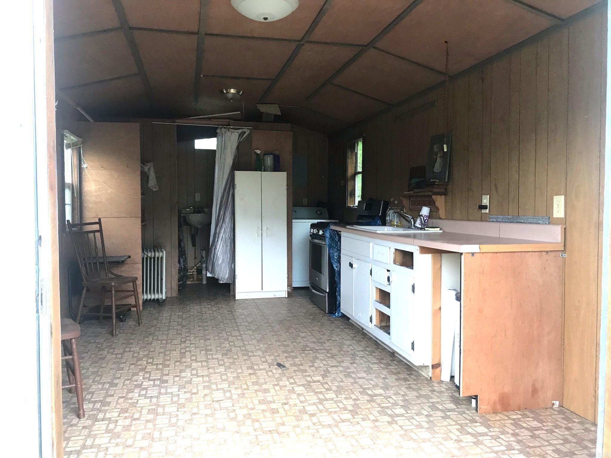 1008 Anderson  Mountain View, AR