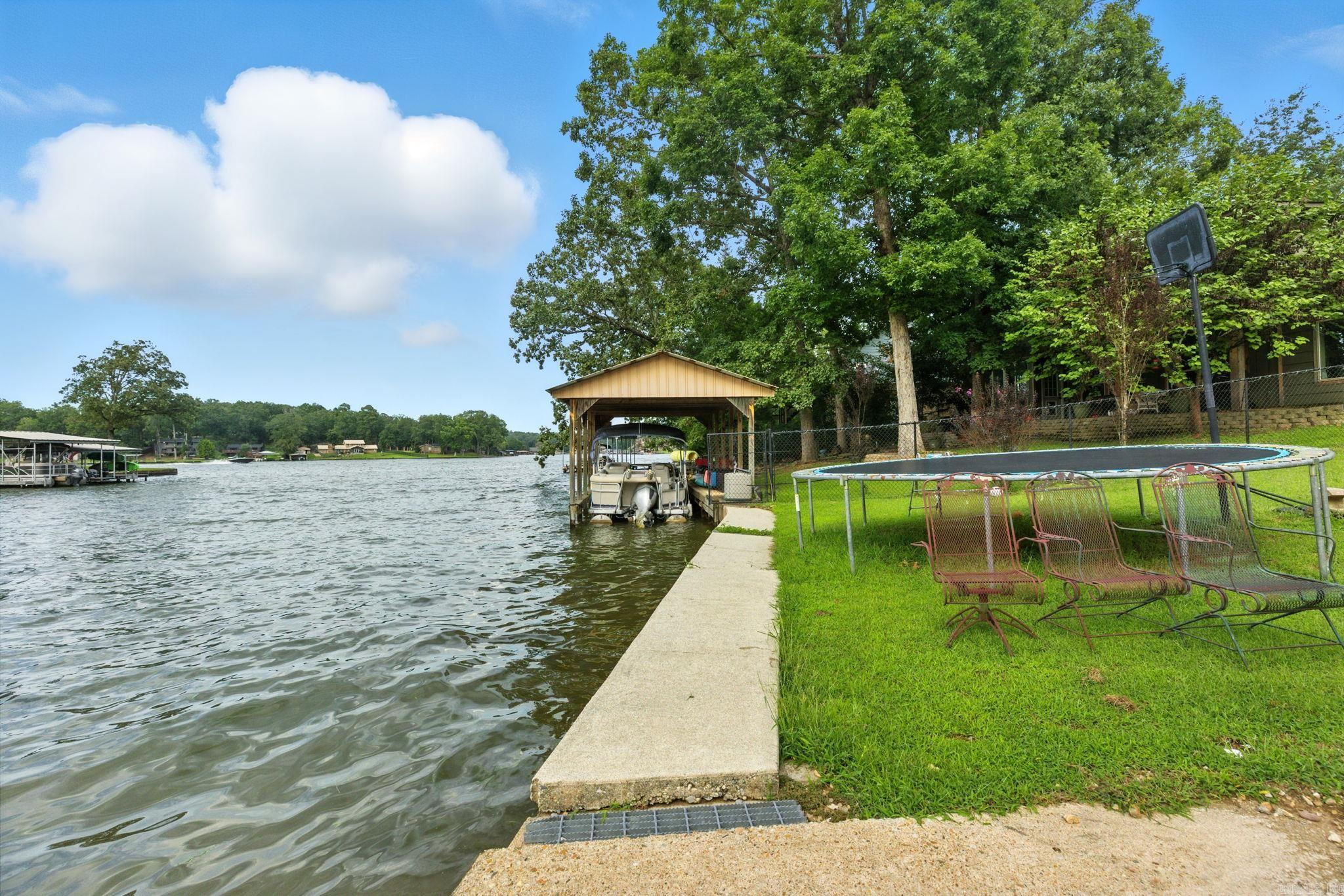 107 Loveless Ln  Royal, AR