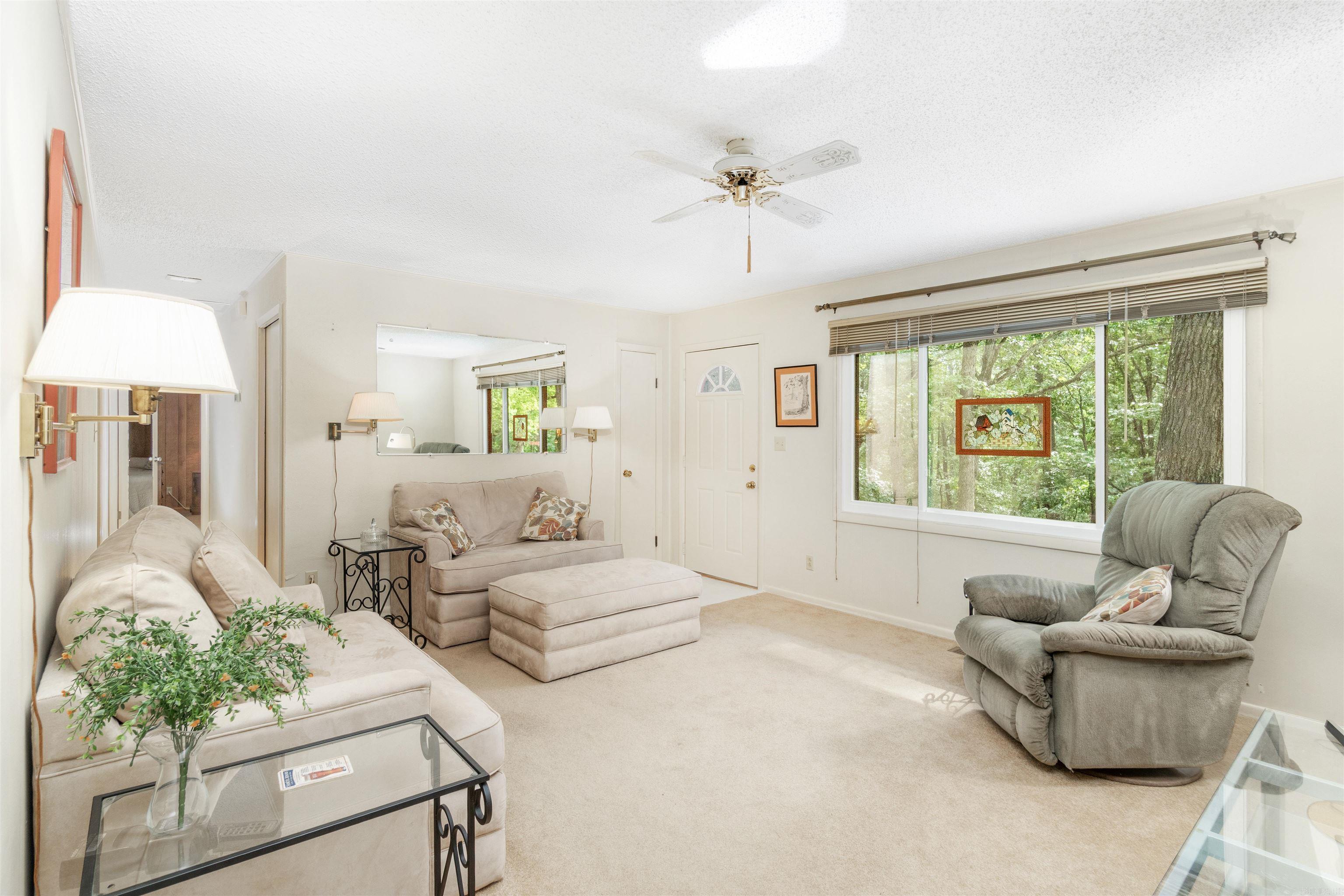 3 Valls  Hot Springs Village, AR