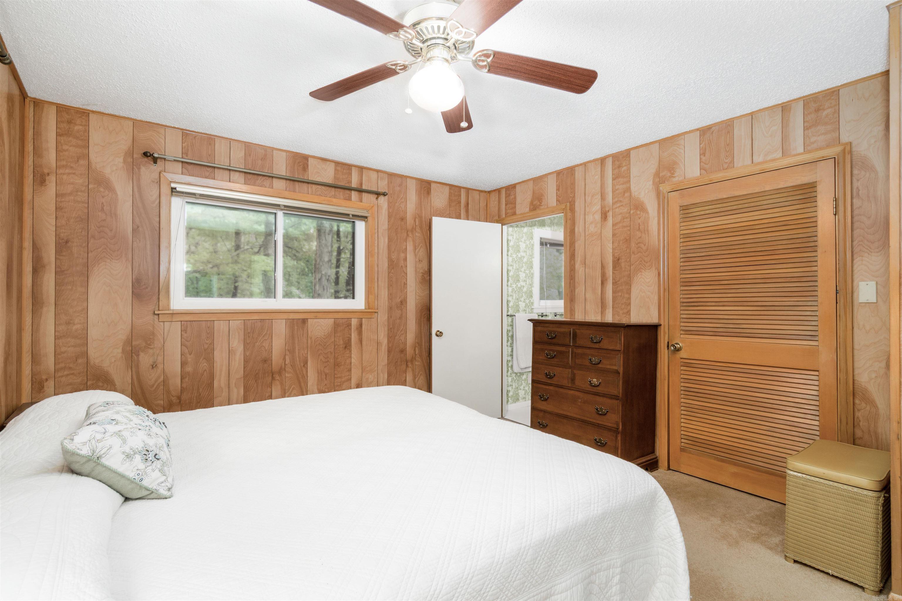 3 Valls  Hot Springs Village, AR