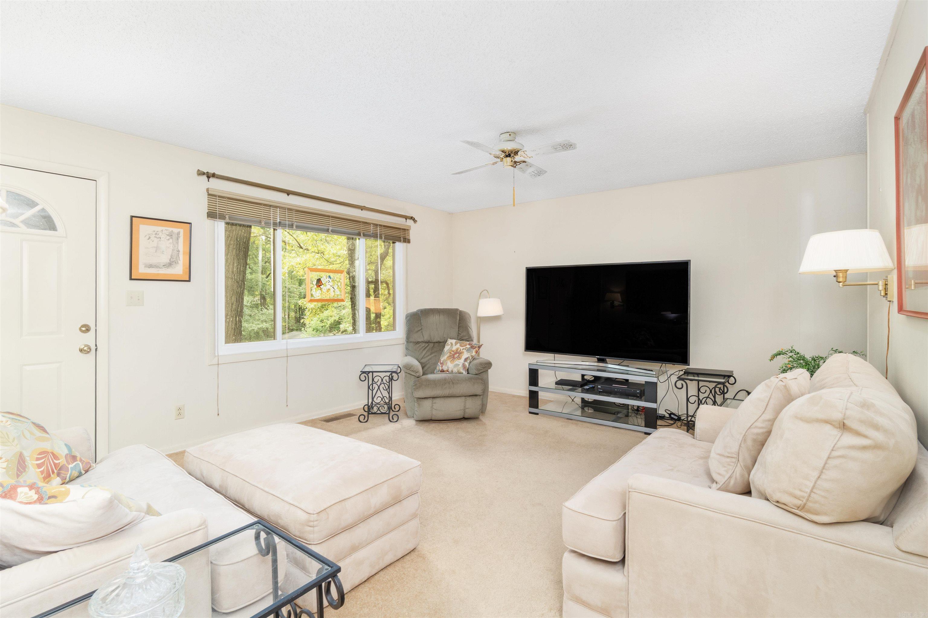 3 Valls  Hot Springs Village, AR