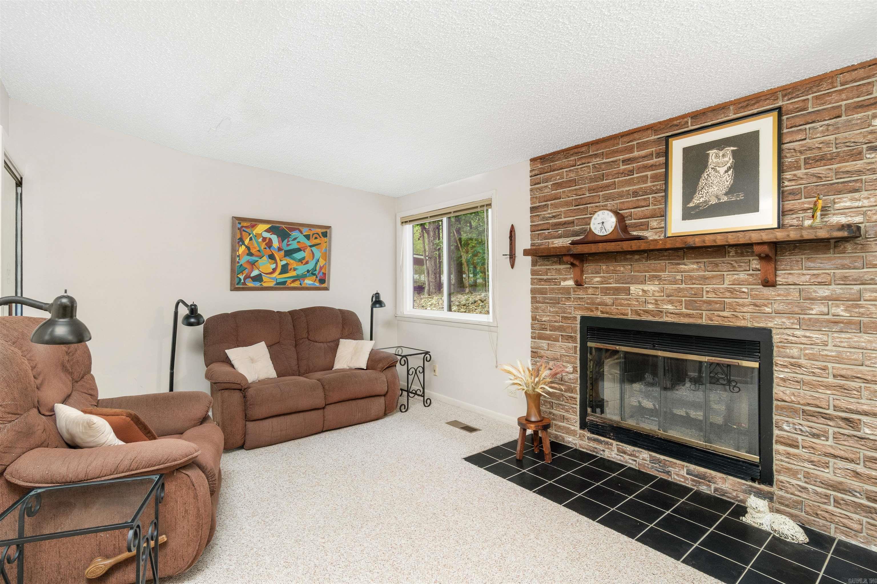 3 Valls  Hot Springs Village, AR