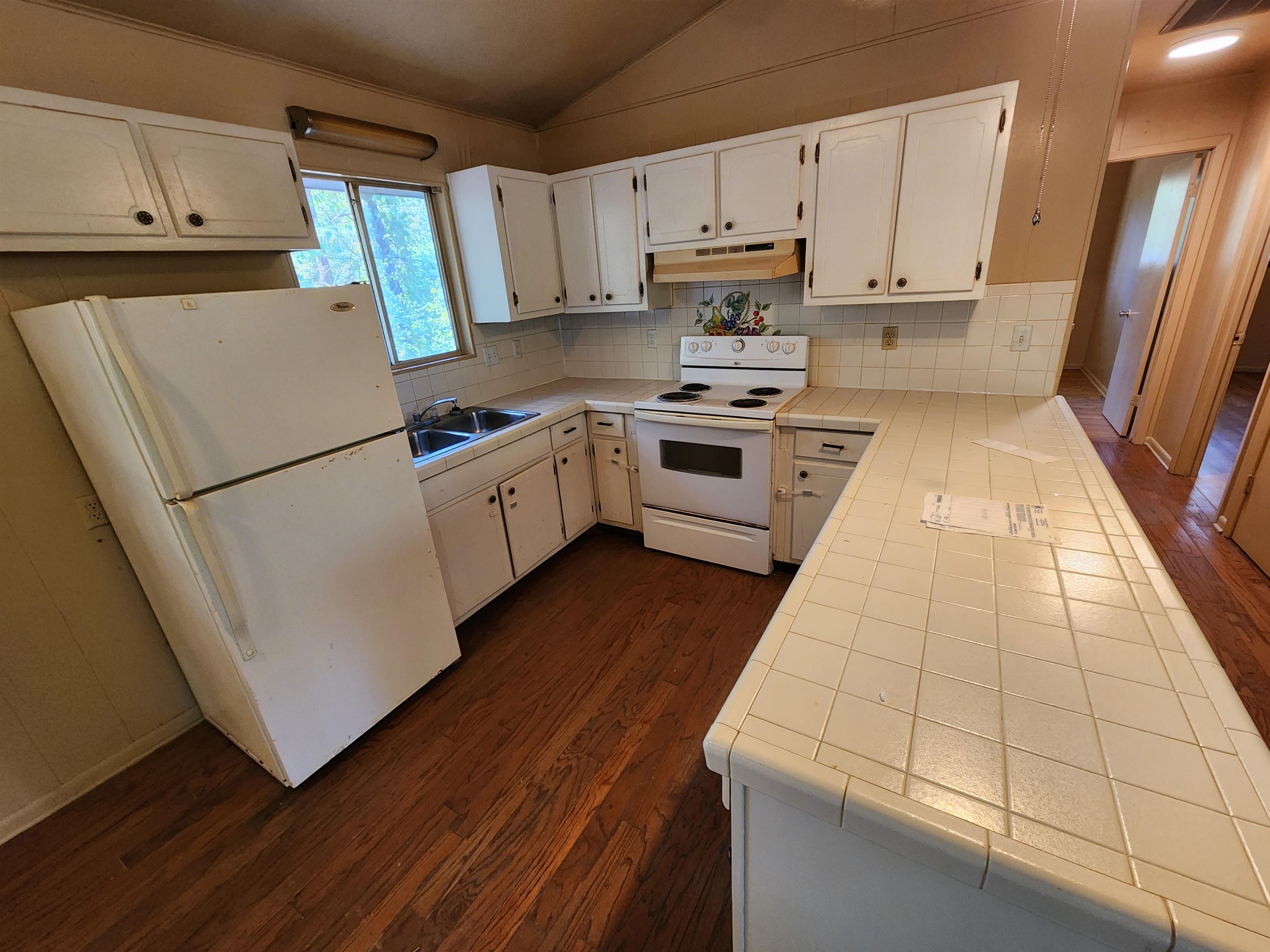 36 Mena  Cherokee Village, AR