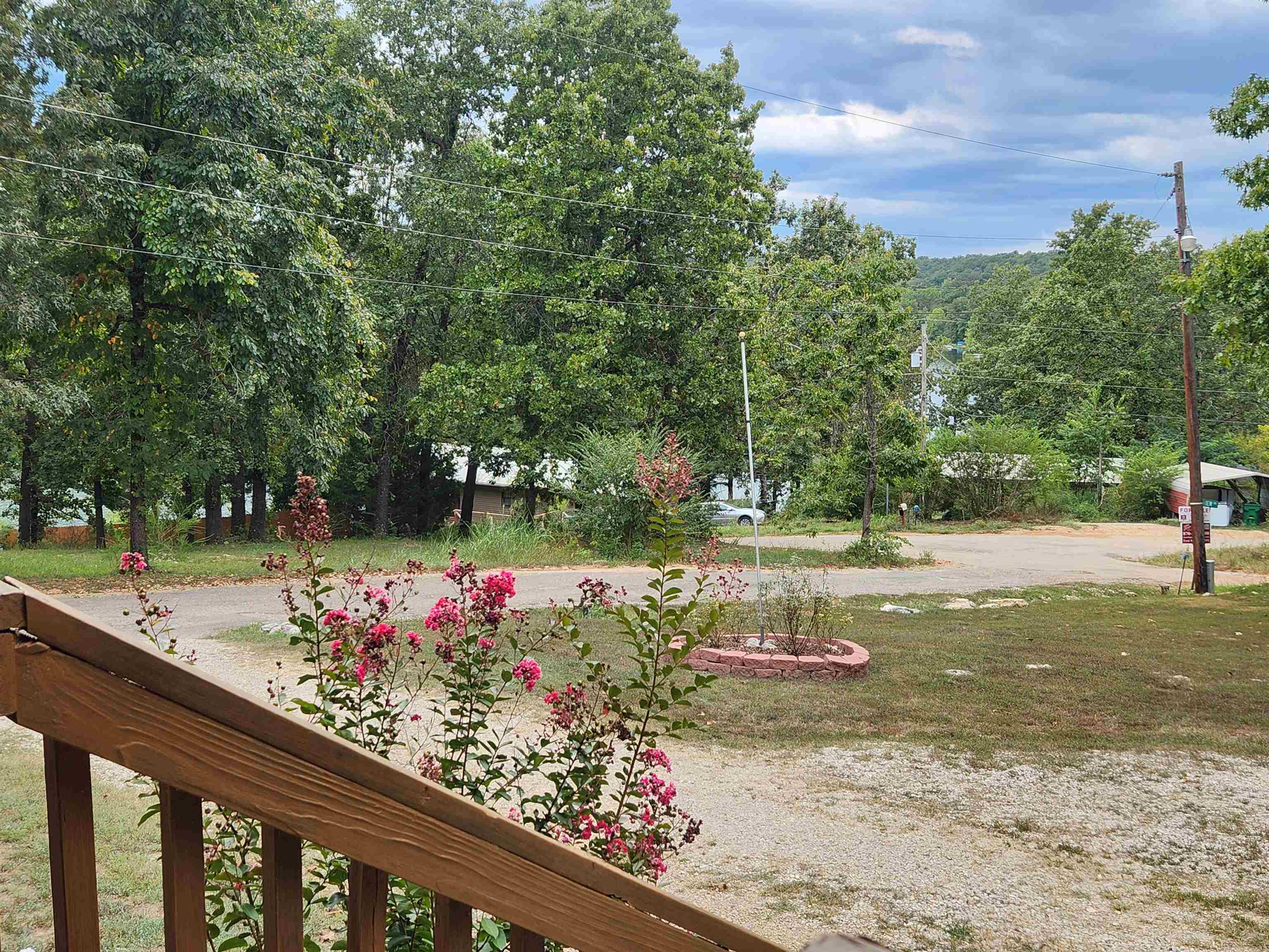 46 Crossroads  Highland, AR