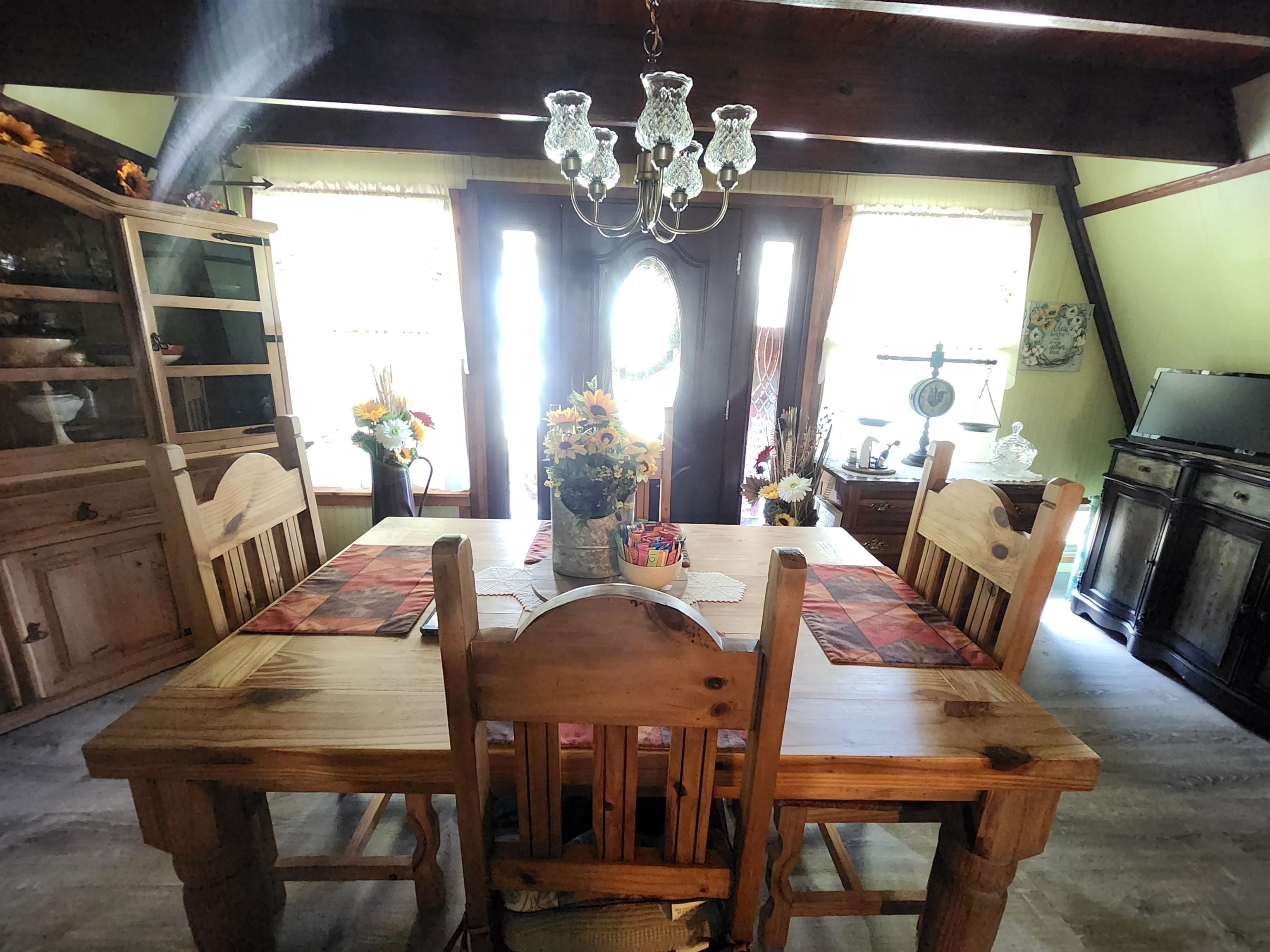 46 Crossroads  Highland, AR