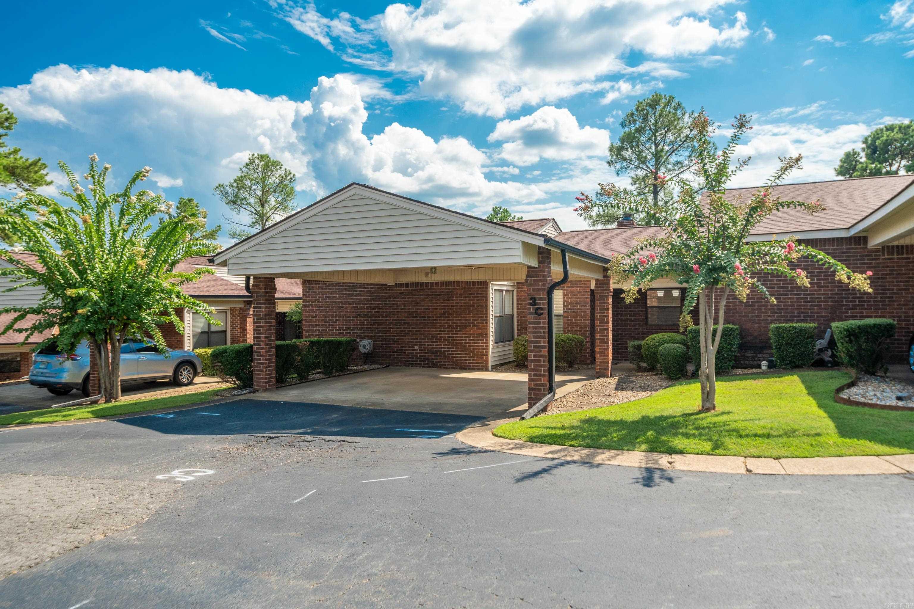 124 Corporate Ter Hot Springs, AR 71913
