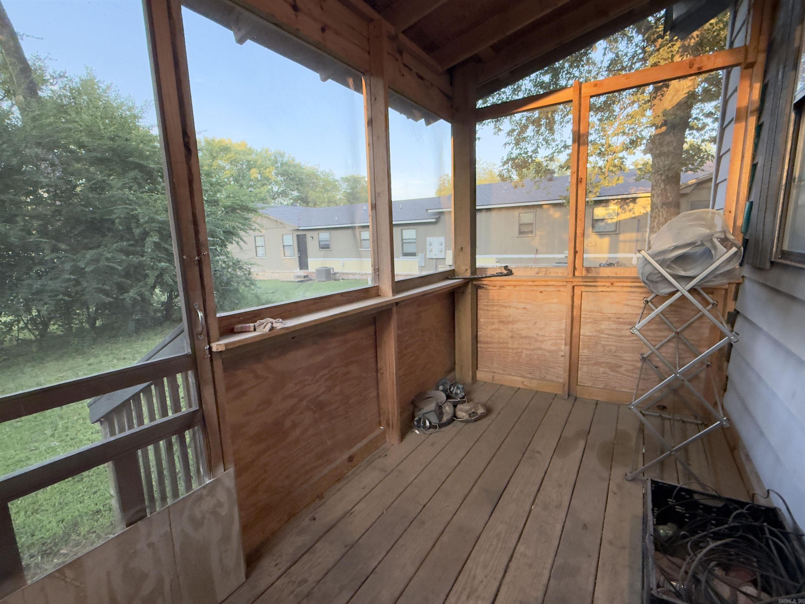 188 W Water Street Dover, AR 72837