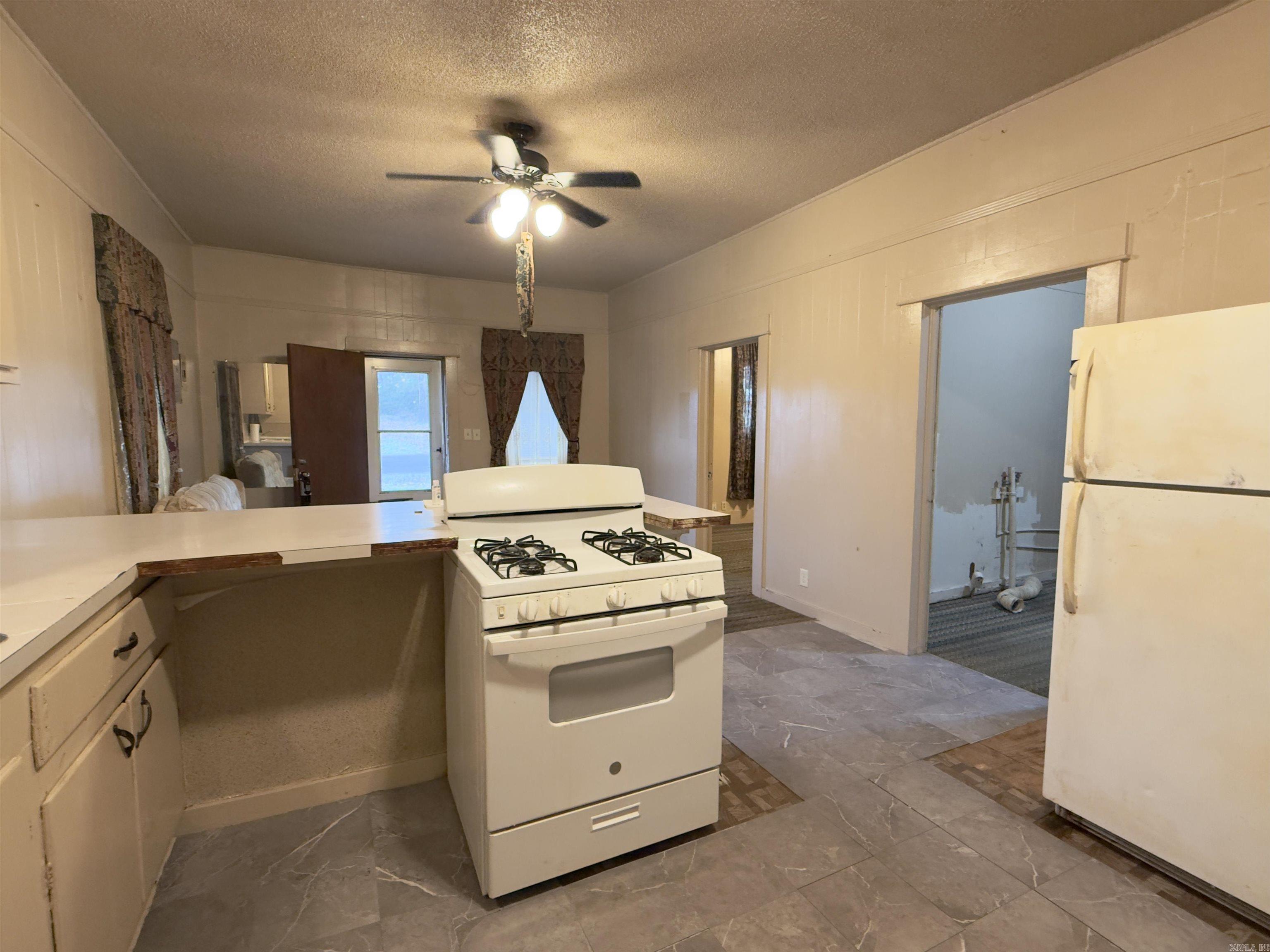 188 W Water Street Dover, AR 72837