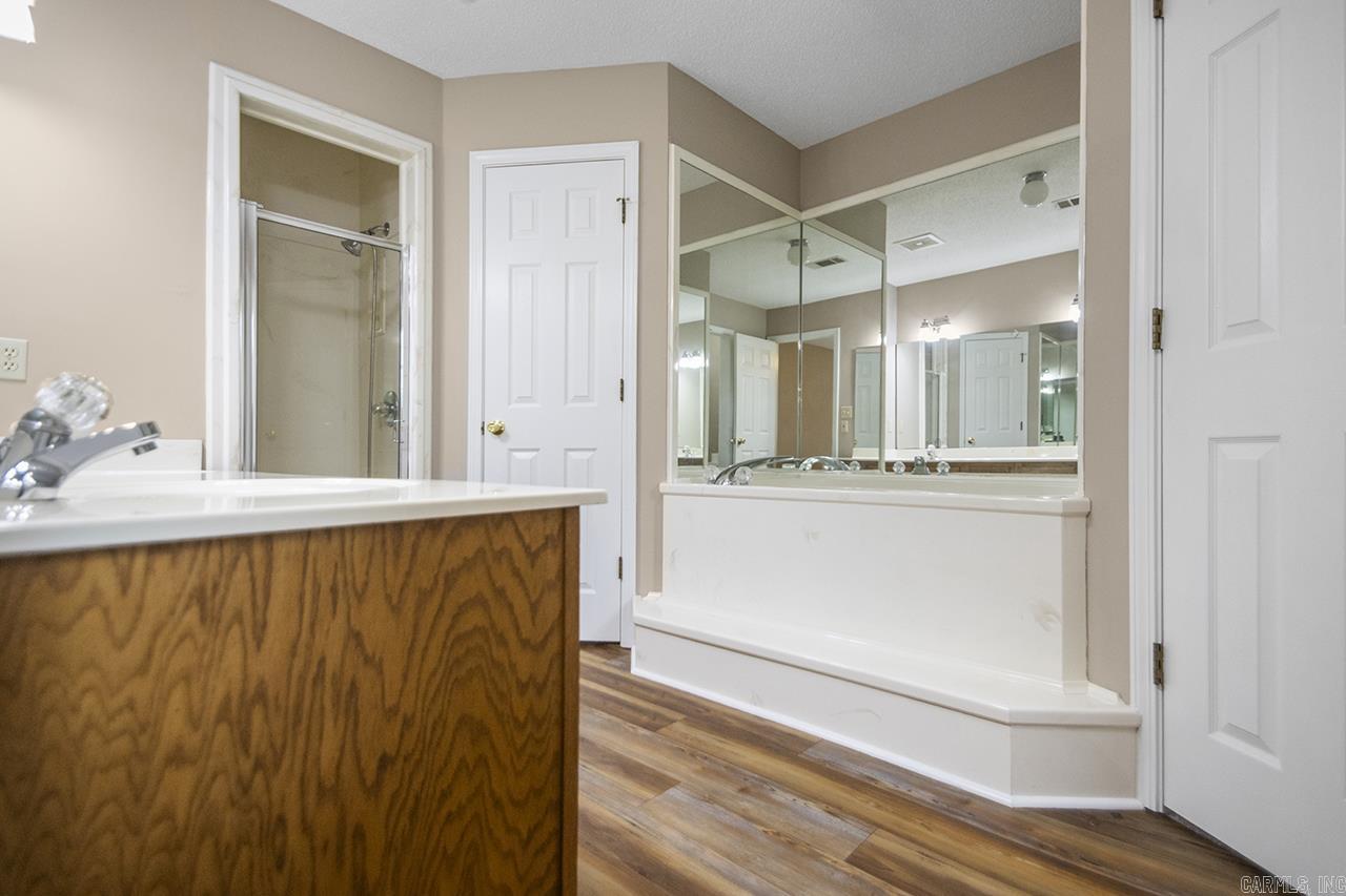 6 Post Oak Sherwood, AR 72120