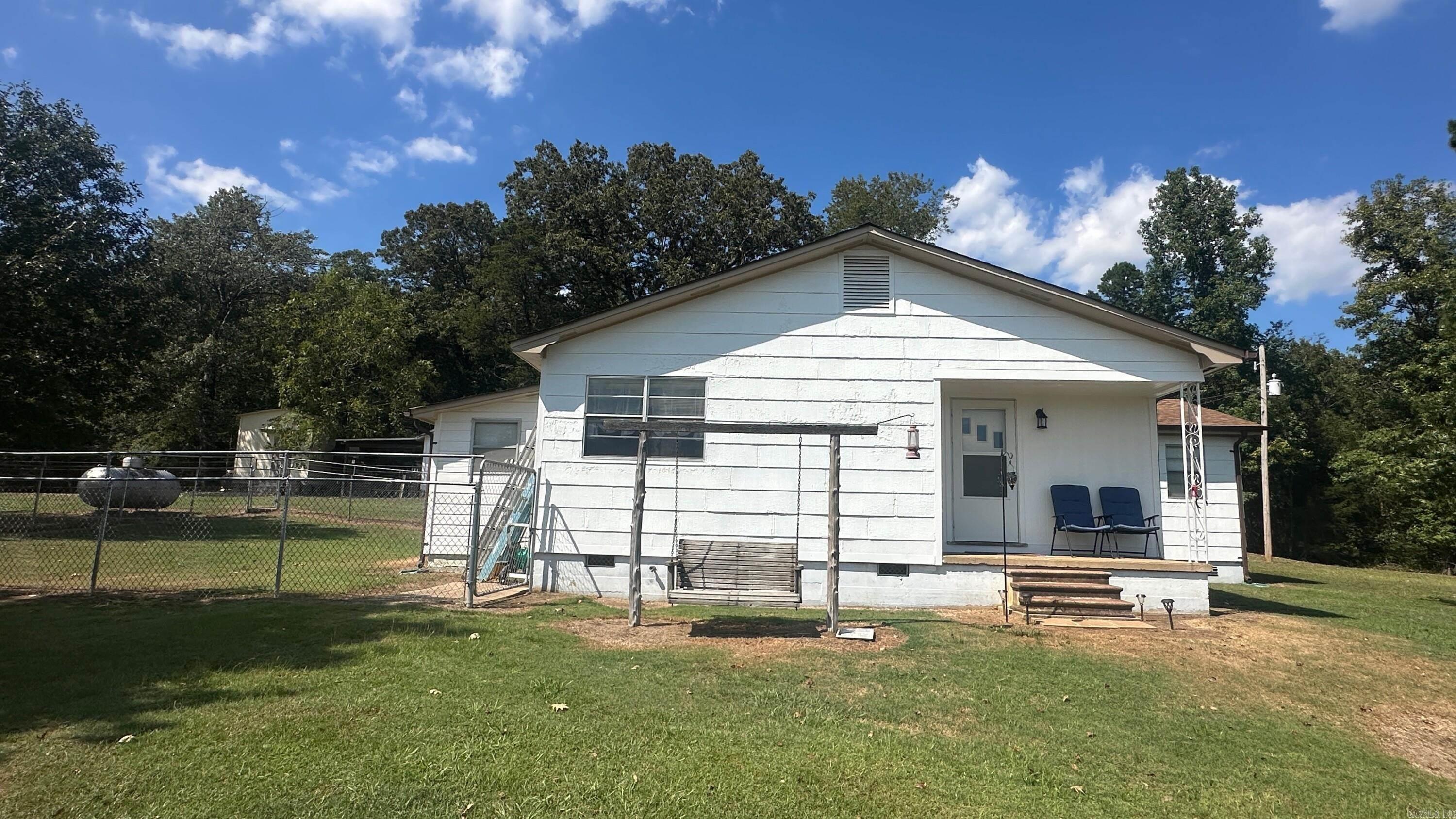 730 HWY 258 Bald Knob, AR 72010