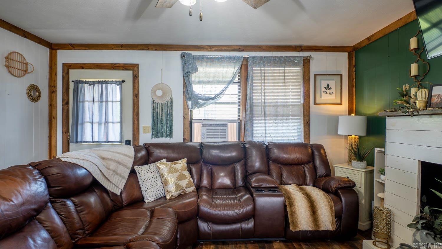 570 Missouri Avenue  Mammoth Spring, AR