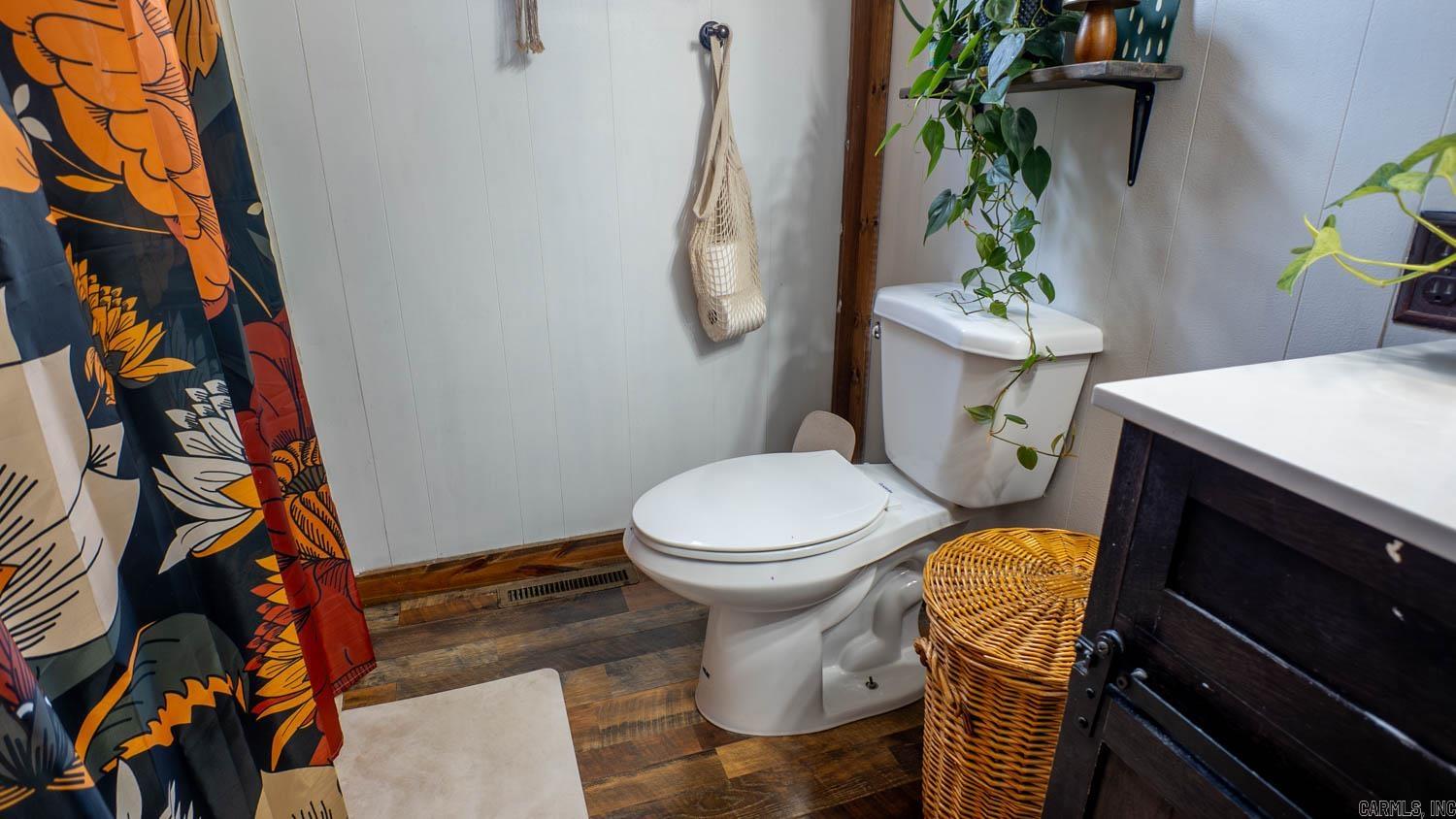 570 Missouri Avenue  Mammoth Spring, AR