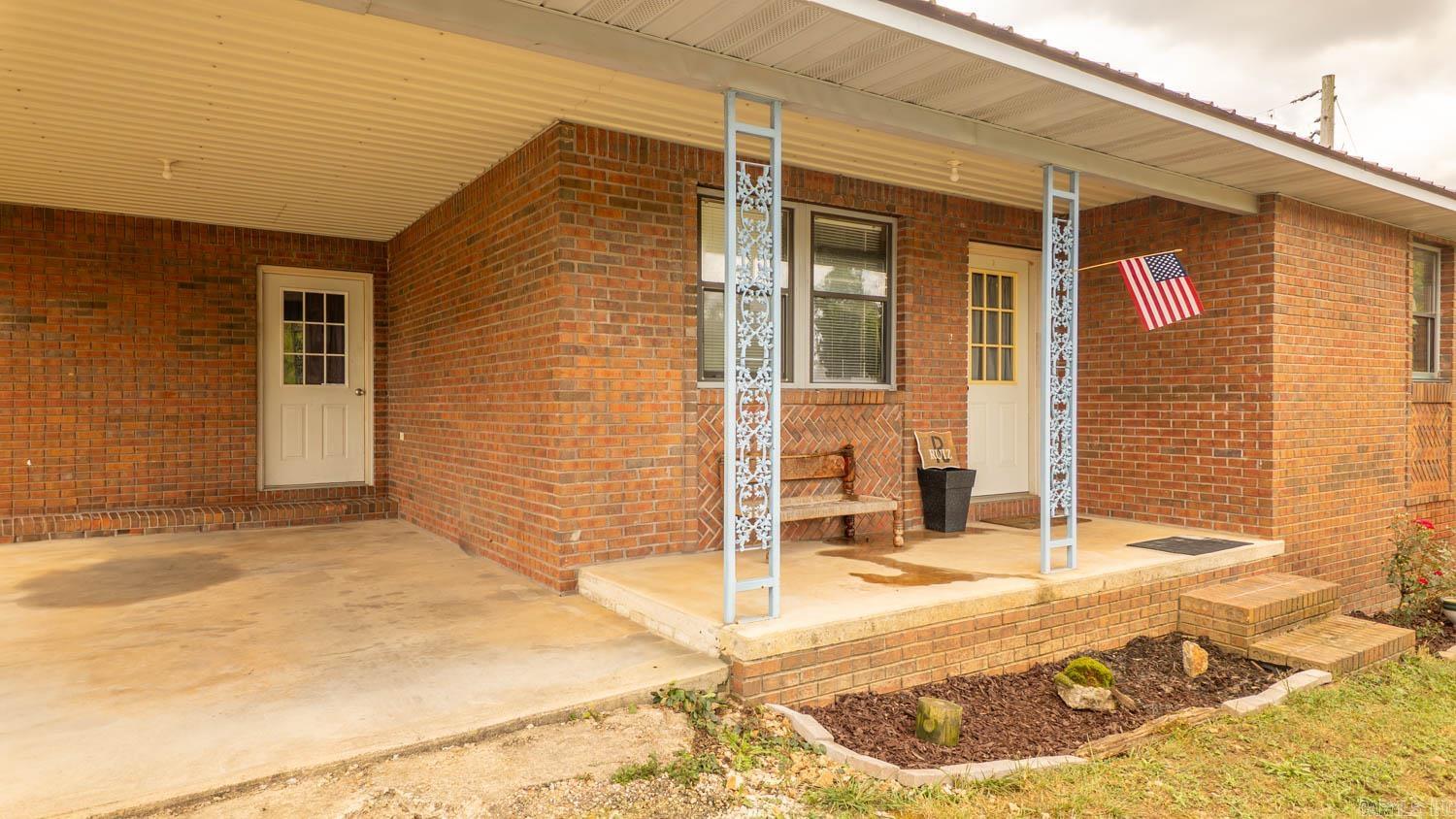 570 Missouri Avenue  Mammoth Spring, AR