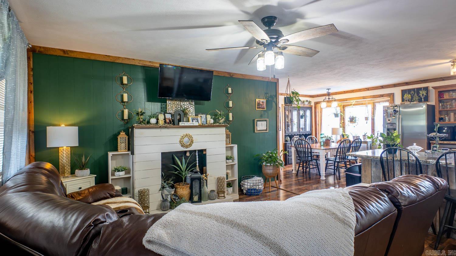 570 Missouri Avenue  Mammoth Spring, AR