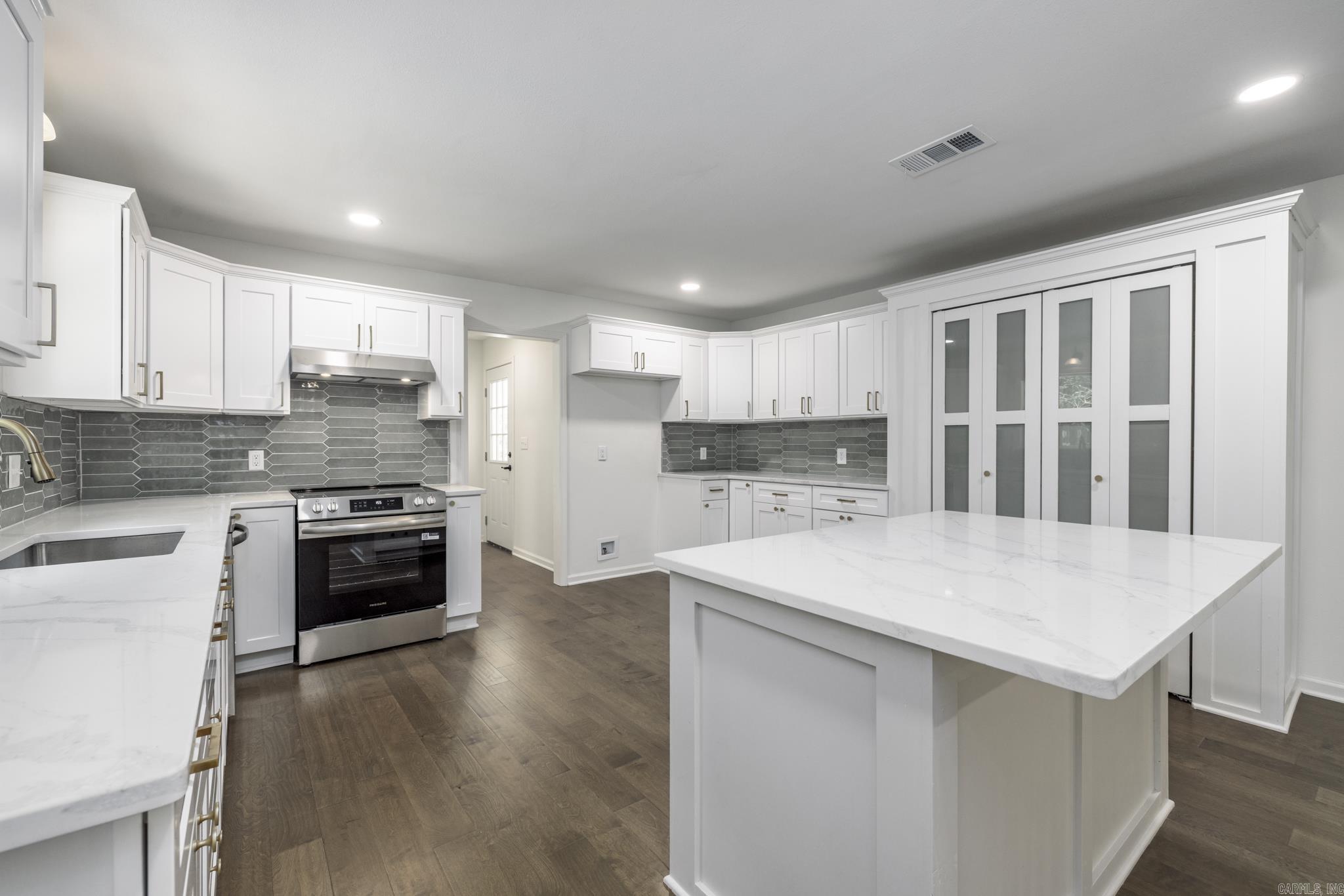 2 Western Hills Drive Arkadelphia, AR 71923