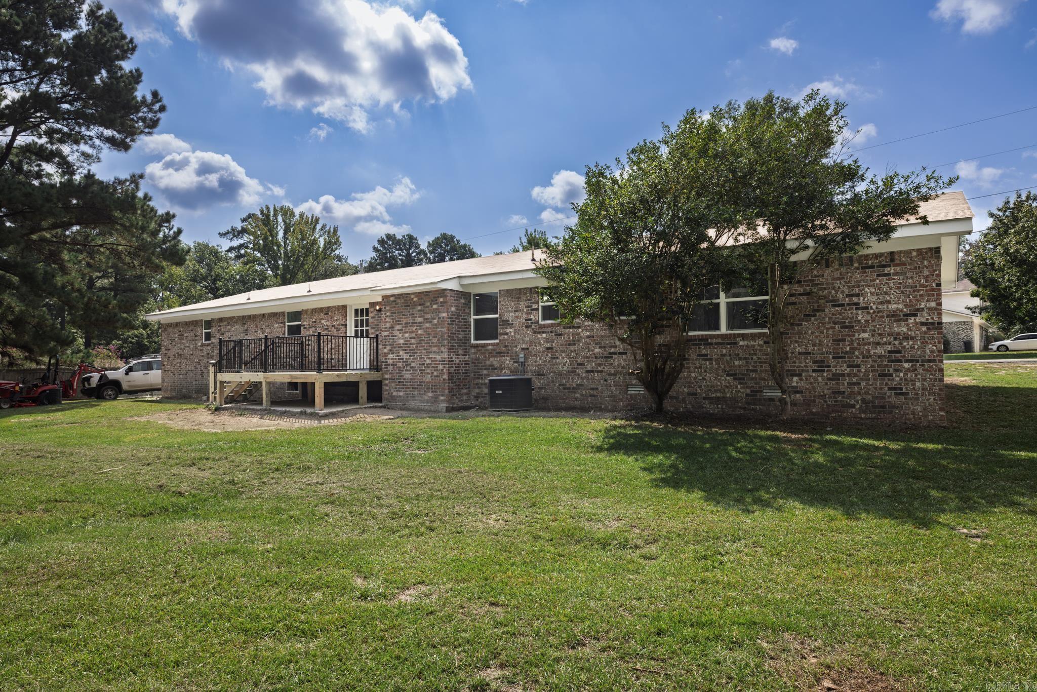 2 Western Hills Drive Arkadelphia, AR 71923